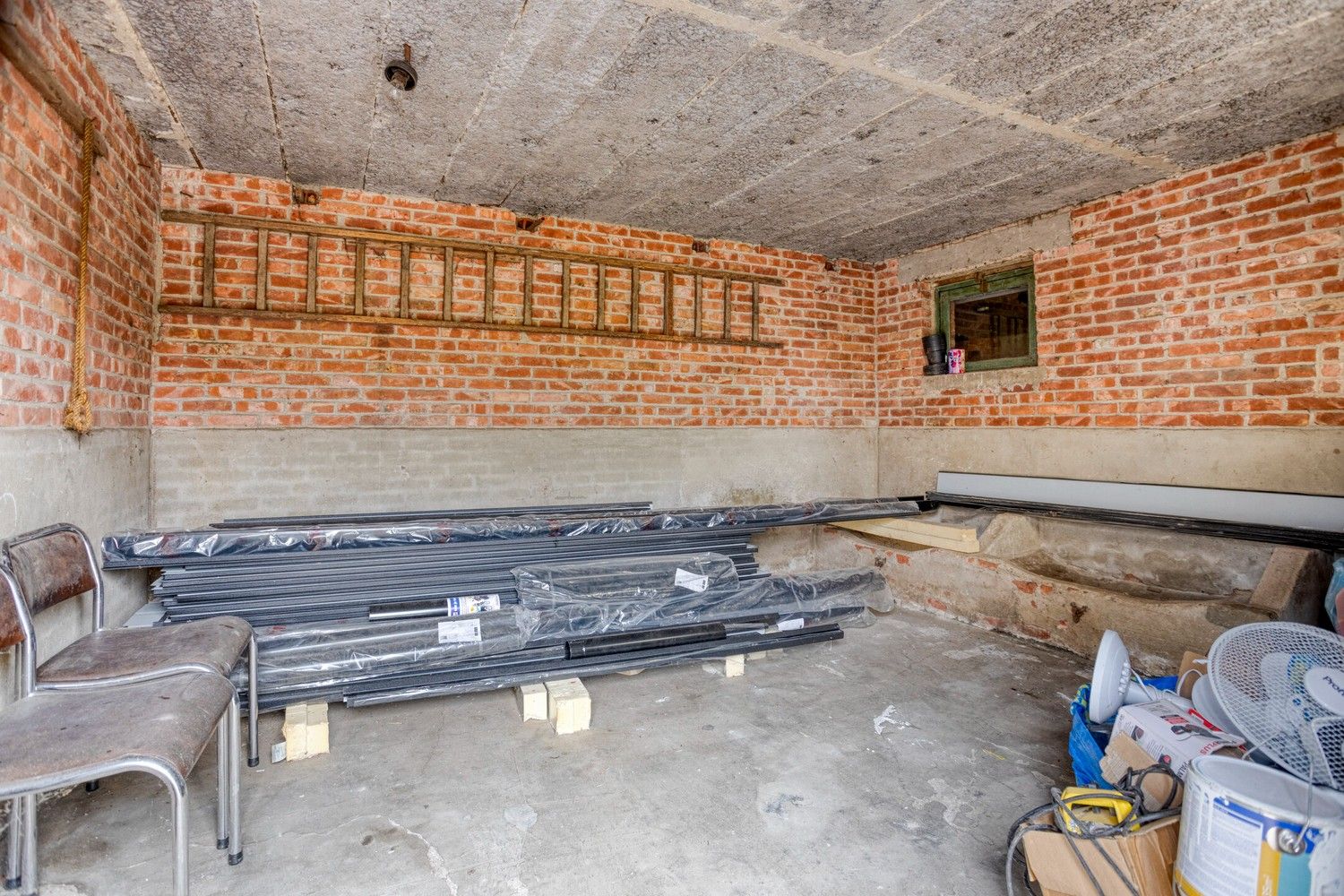 Volledig gerenoveerde woning met 5 slaapkamers en bijgebouw met diverse mogelijkheden foto 33