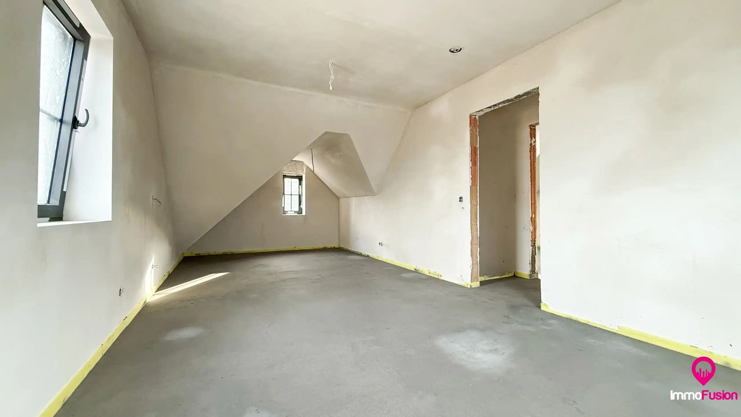 Zeer ruim (146m²!) duplex app.met 2-slpks,garage en terras! foto 17