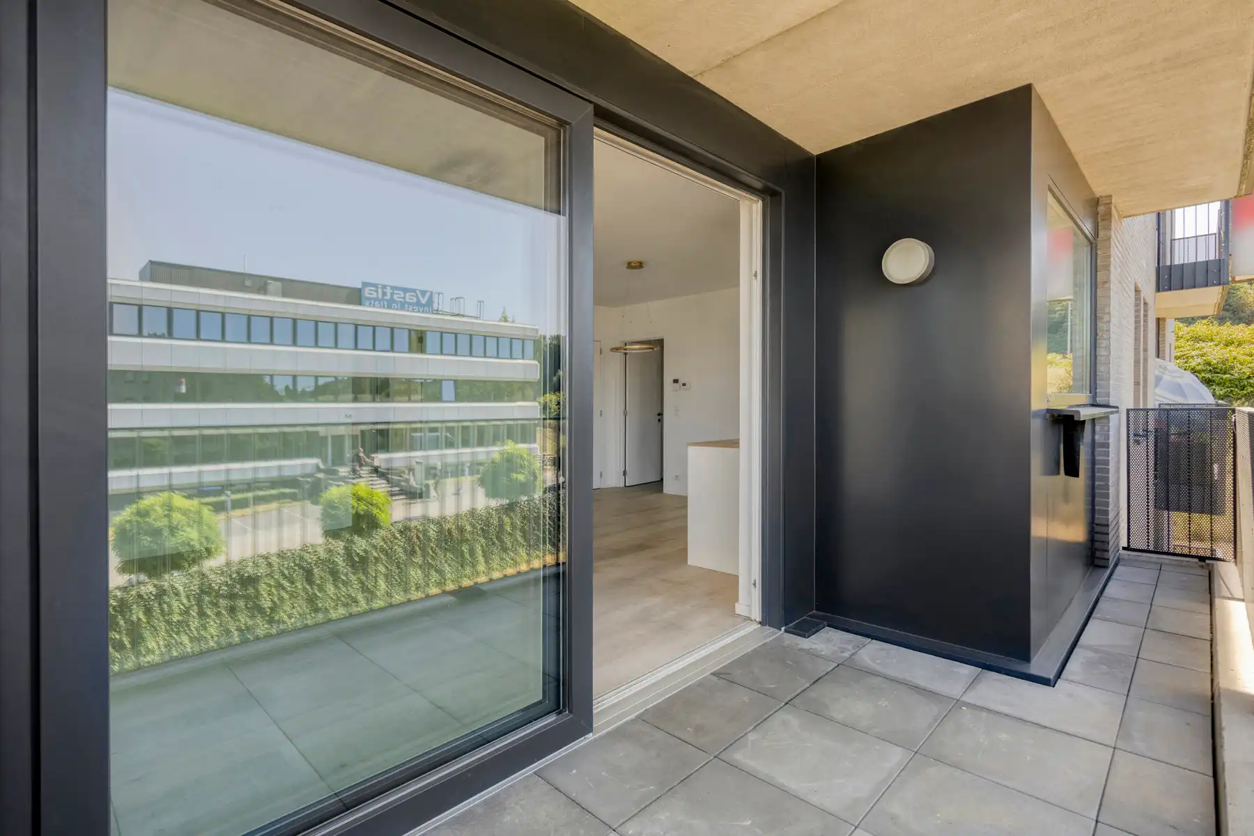 Recent 3-slaapkamerappartement met terras in Wemmel foto 7