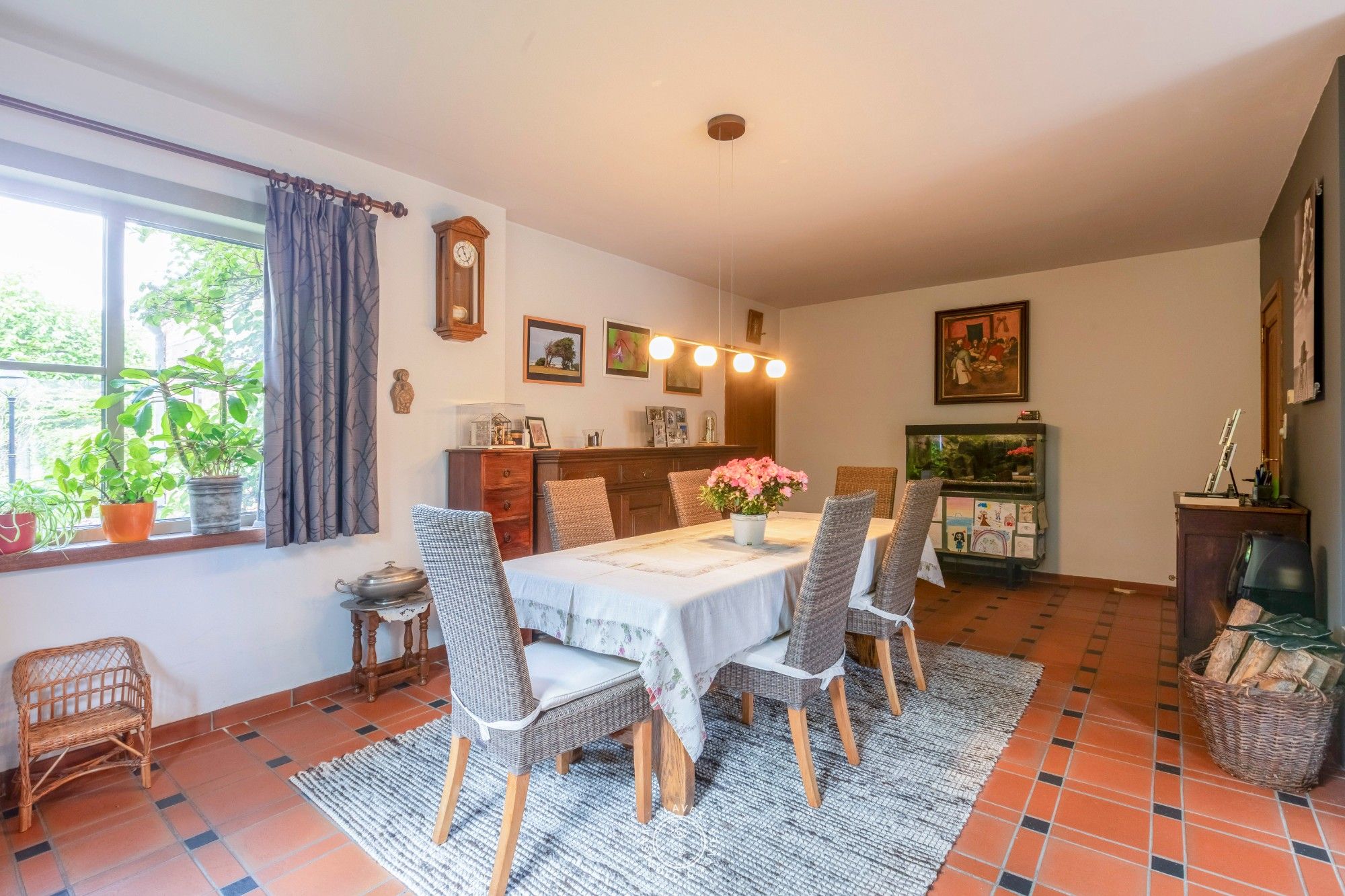 Charmante woning op een welgelegen locatie in Sinaai-Waas foto 8