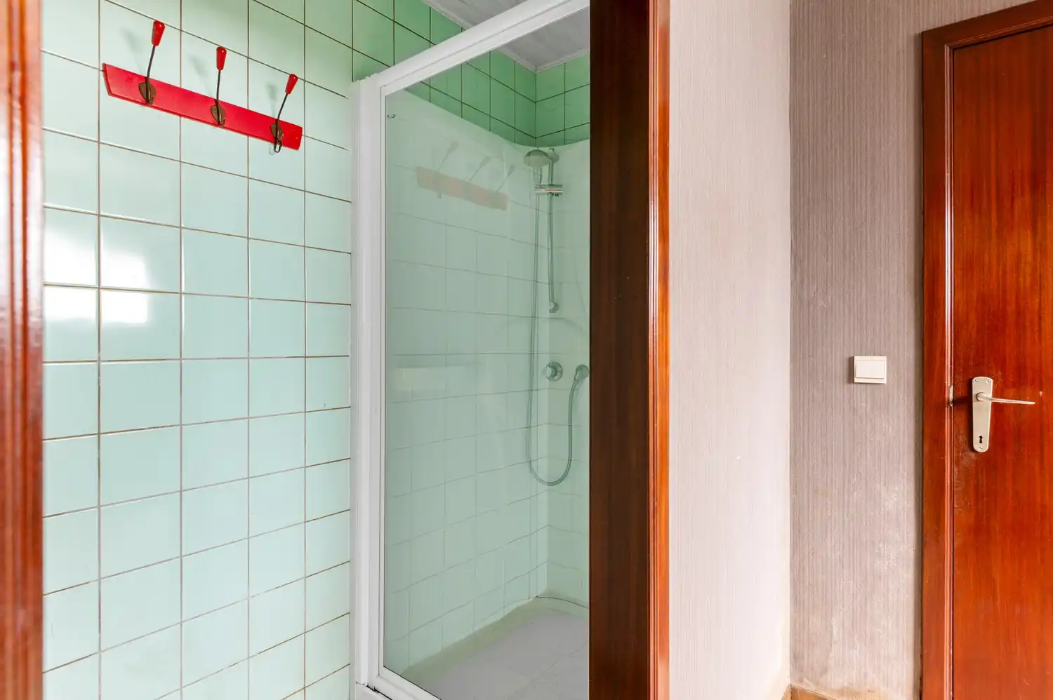 Totaal te renoveren halfopen bebouwing op goede locatie in Lier foto 12