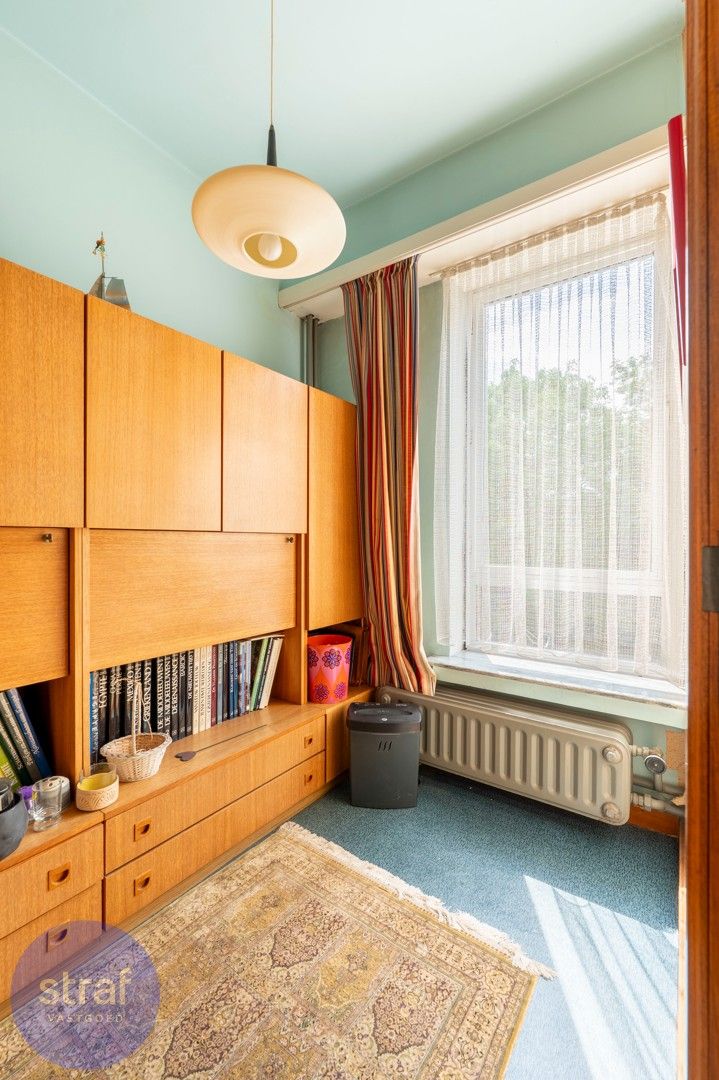 Ruime woning met veel potentieel in een doodlopende straat foto 4