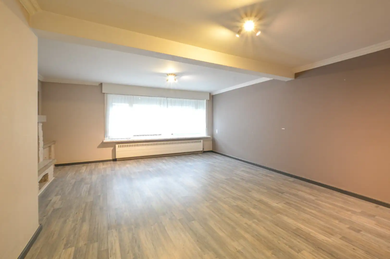 Interessante opbrengsteigendom met 5 volledig verhuurde appartementen in het centrum van Oudenburg foto 4