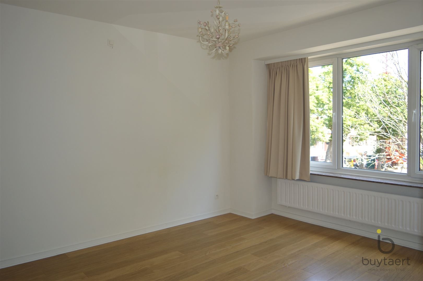 Een authentiek Art-Deco woning  in het welgekende "Pullhof". foto 18