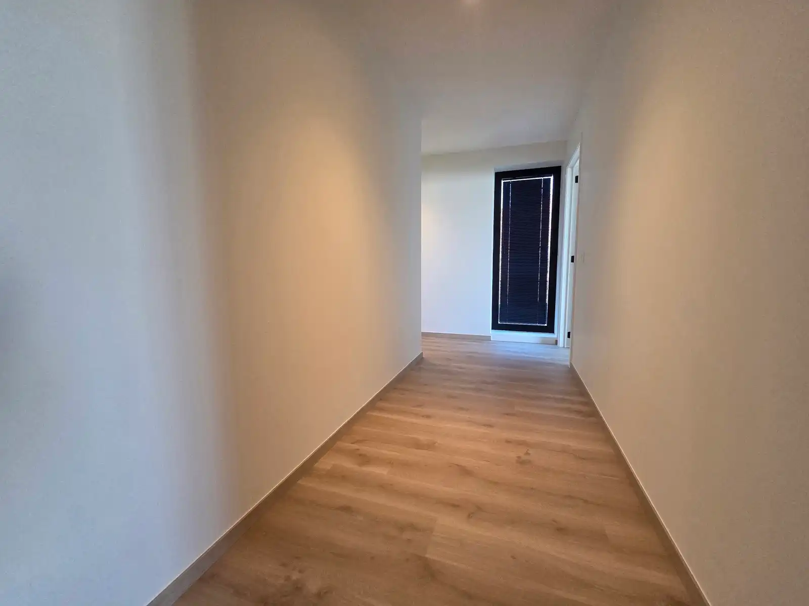 Instapklare recente woning met mooie tuin!!! foto 20