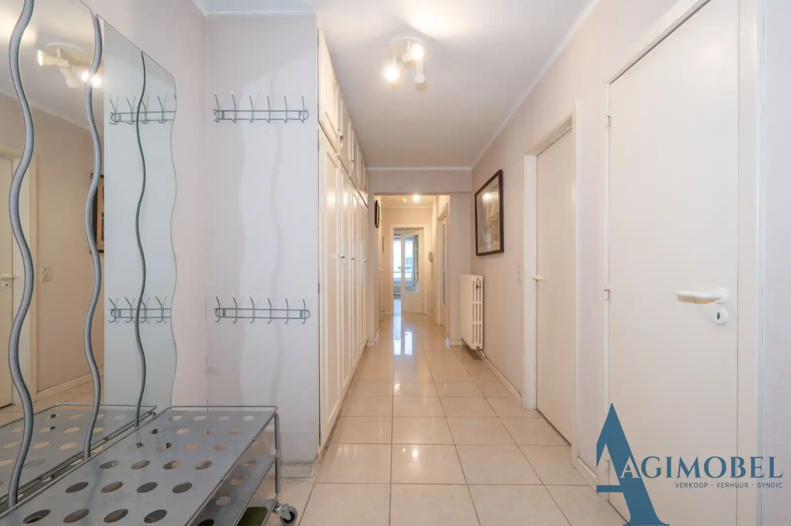 2-Slaapkamer Appartement  MET INPANDIGE PARKING INBEGREPEN nabij Zeedijk & Shopping hart van Knokke foto 8