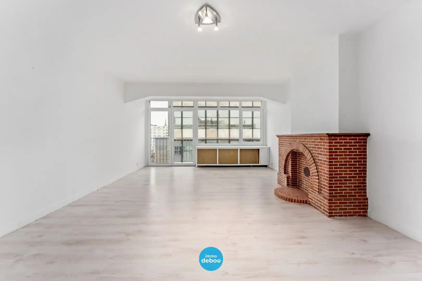 Centraal gelegen appartement met mooi open zicht foto 3