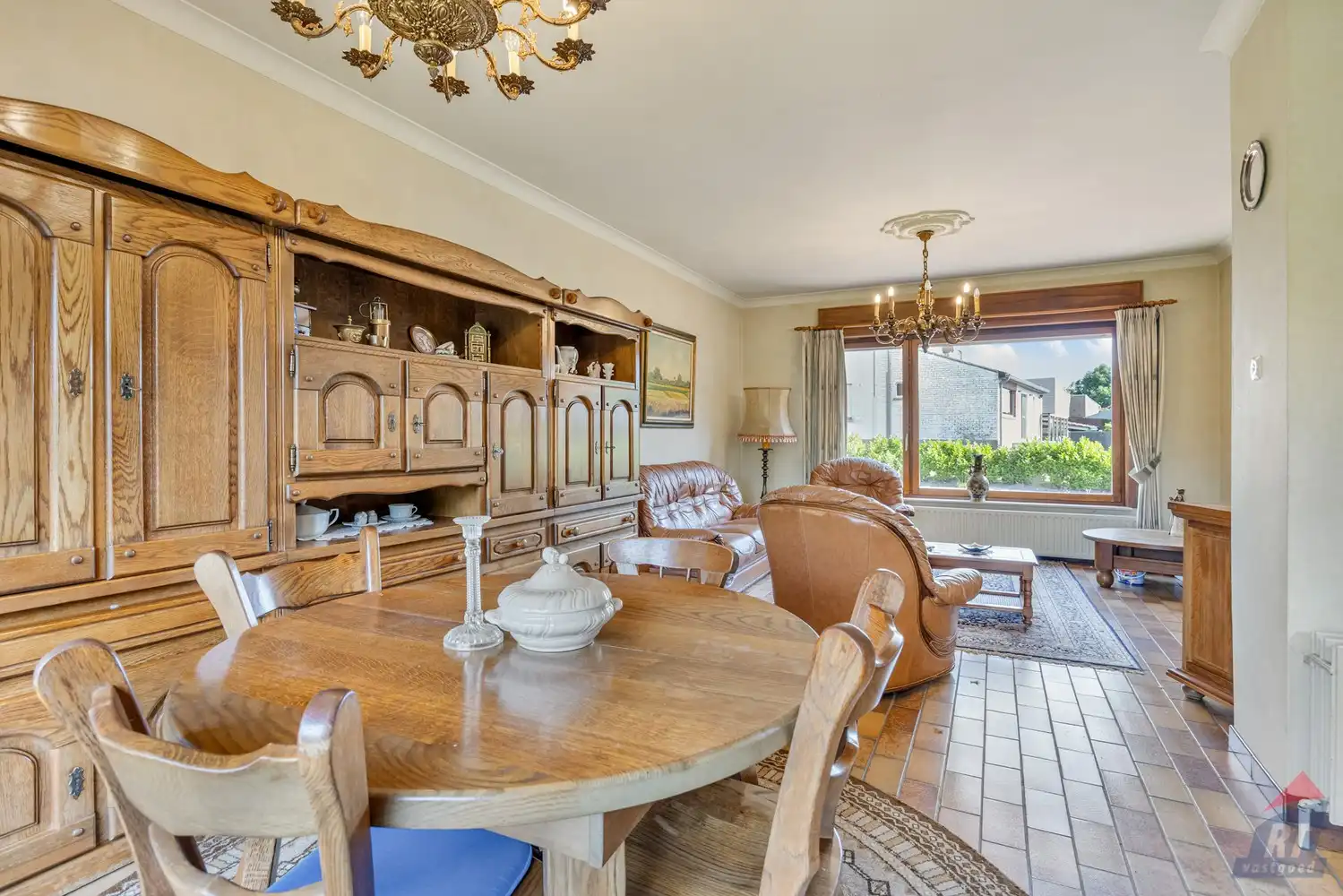 Rustig gelegen halfopen bebouwing met ruime tuin en tal van renovatiemogelijkheden foto 4