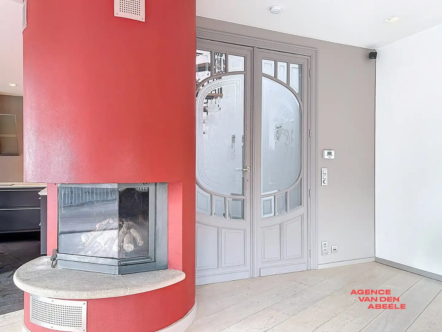 Ruim duplexappartement met 3 slaapkamers en terras foto 4