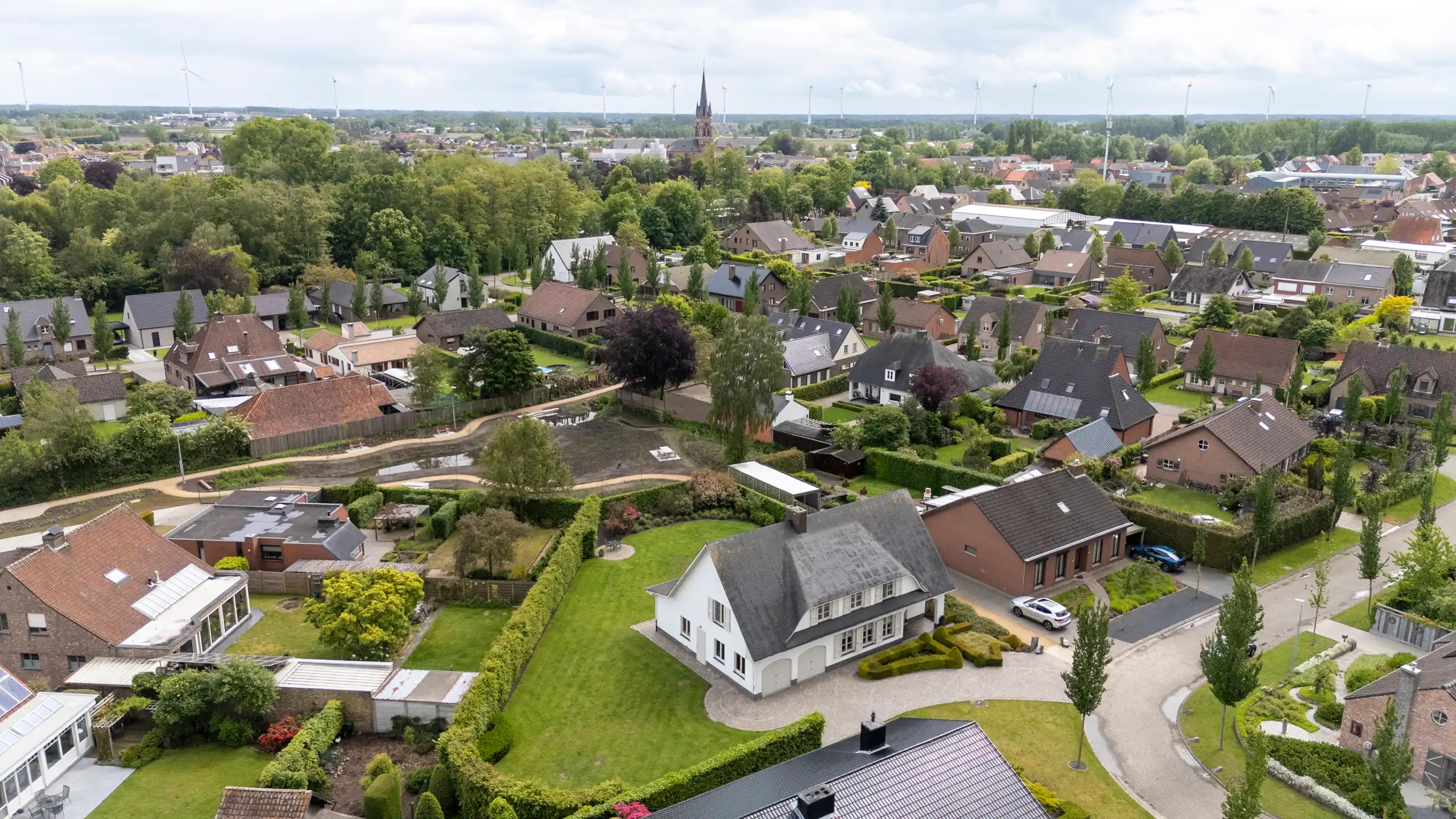 Vrijstaande woning op 1.246m² in doodlopende straat. foto 23