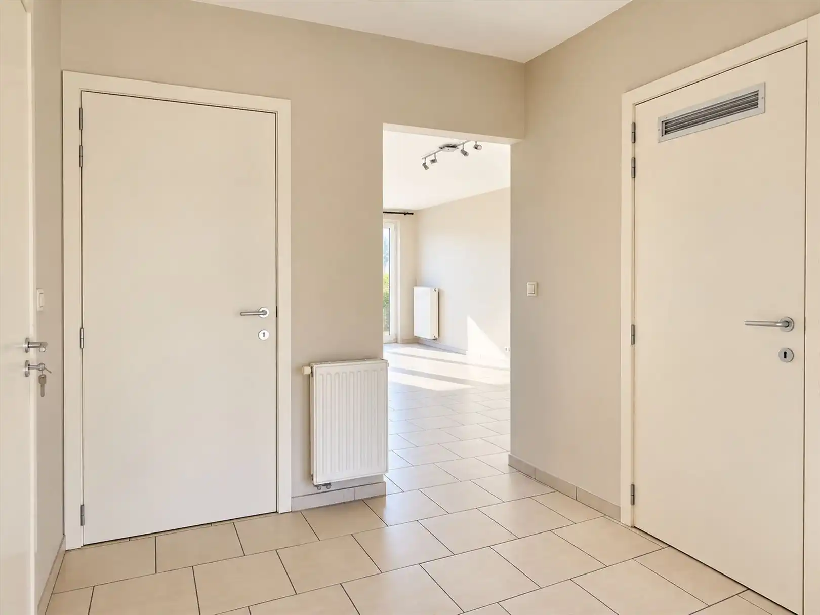Appartement met twee slaapkamers en riant terras  foto 5