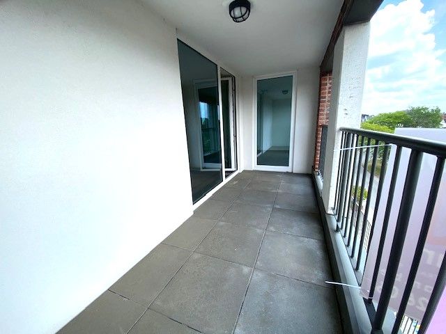 Topligging 1 slpka appartement + terras + autostaanplaats centrum Geel foto 11