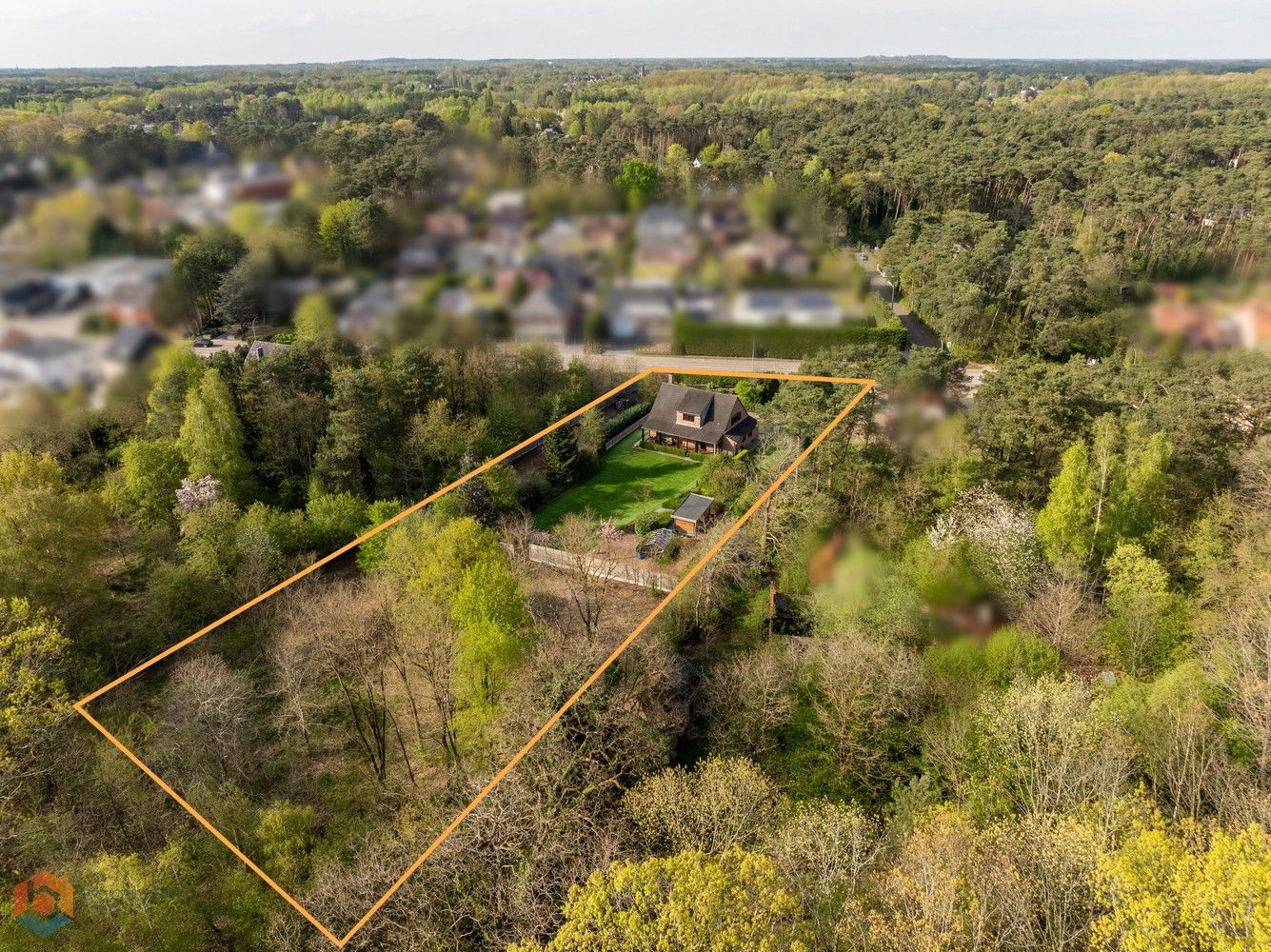 Woning met 3 slpkrs op een uniek perceel van 4580 m² te Tremelo foto 2