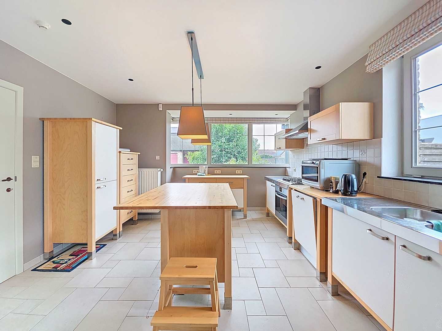 Alleenstaande woning met zuidgerichte tuin te Torhout foto 5