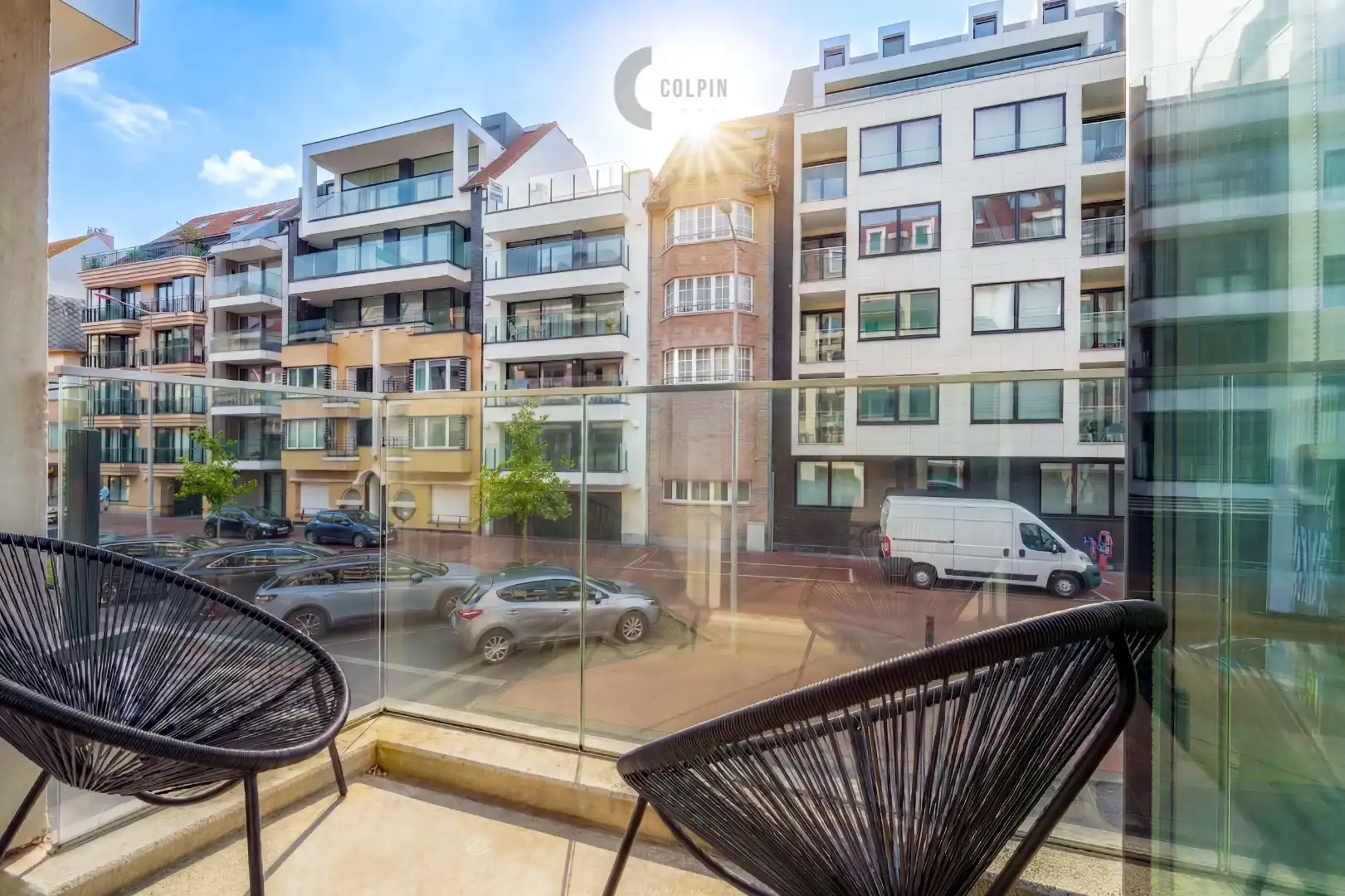 Ruim en lichtrijk appartement op wandelafstand van de zee in Knokke foto 5