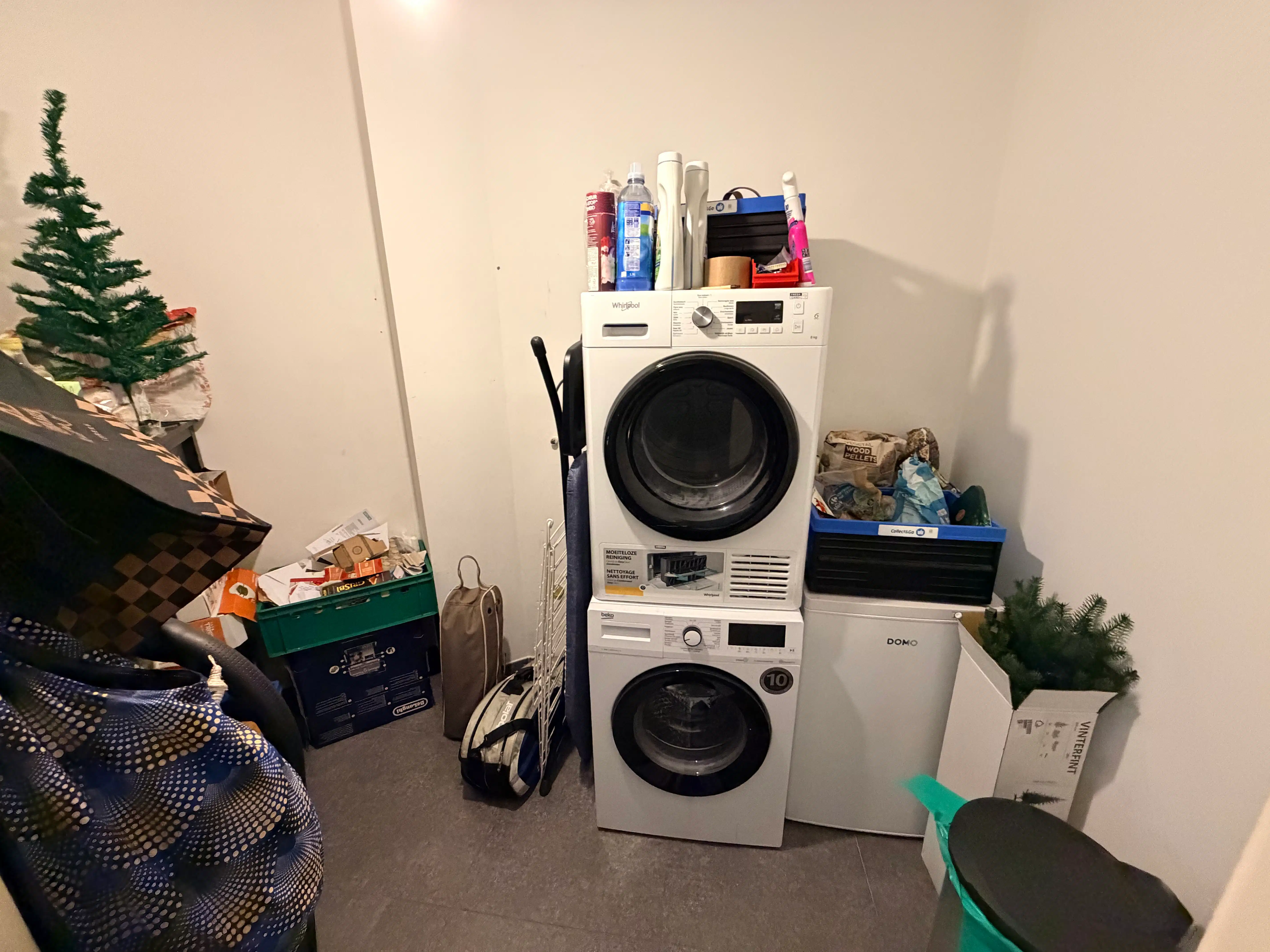 --- NIEUW --- Gezellig gelijkvloers appartement met 2 slaapkamers en terras op wandelafstand van het historisch centrum. foto 11