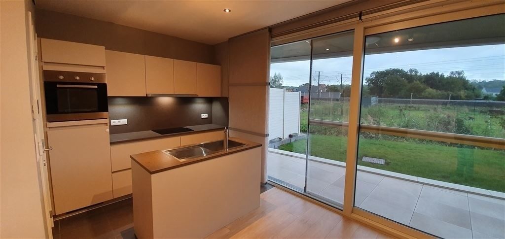 Appartement op de gelijkvloerse verdieping met zuidgericht terras foto 8