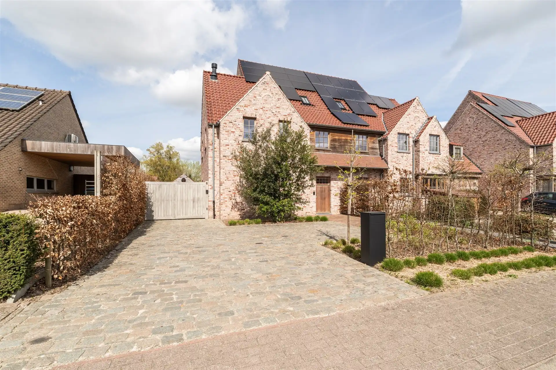 Moderne, exclusieve woning met 4 slaapkamers in Zottegem. foto 3