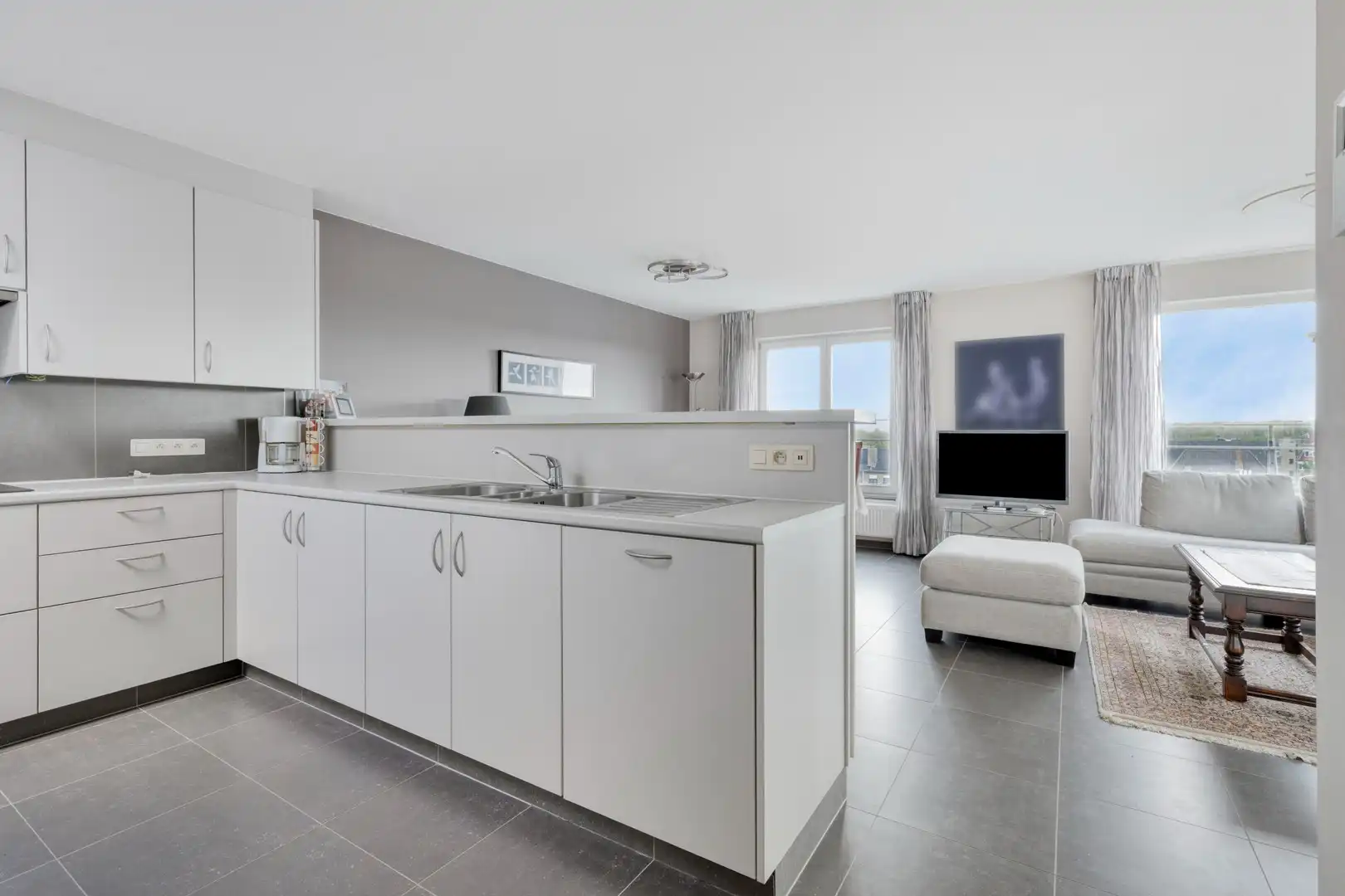Zongericht Penthouse met zeer ruim terras foto 21