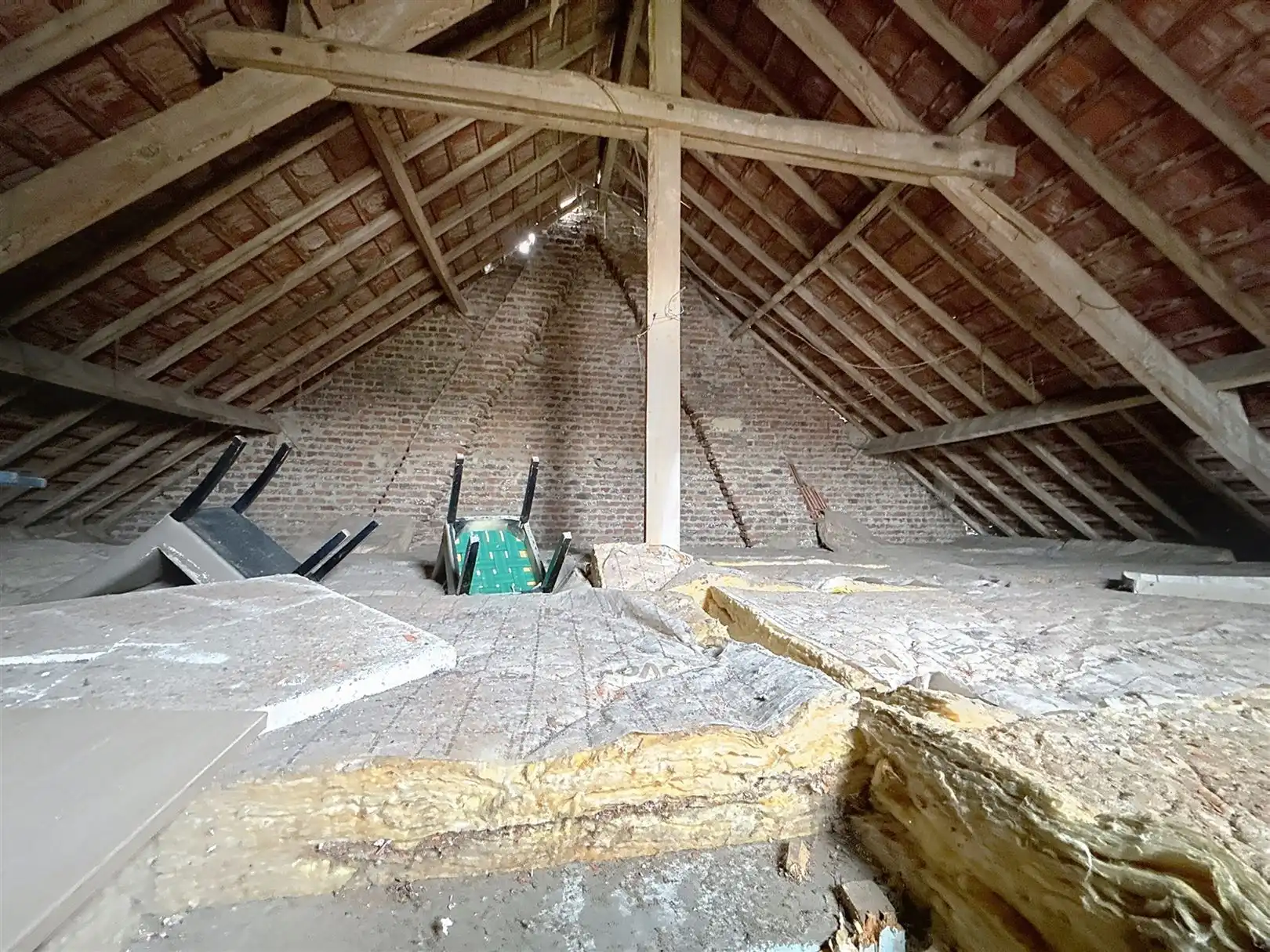 Te renoveren woning, 3 slpks (+ inrichtb zolder), 3a 41ca foto 25