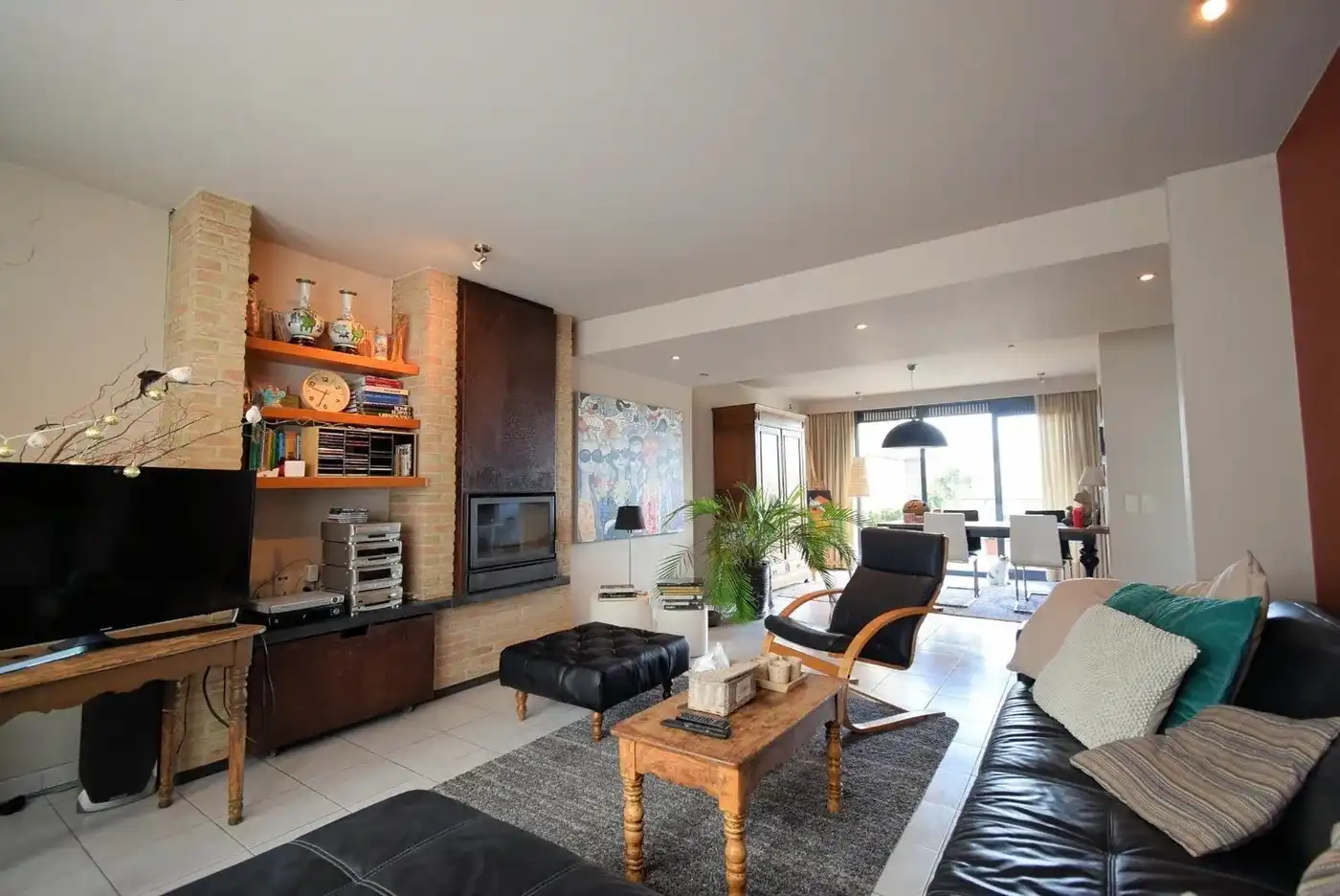 ZEER RUIM DUPLEX APPARTEMENT foto 3