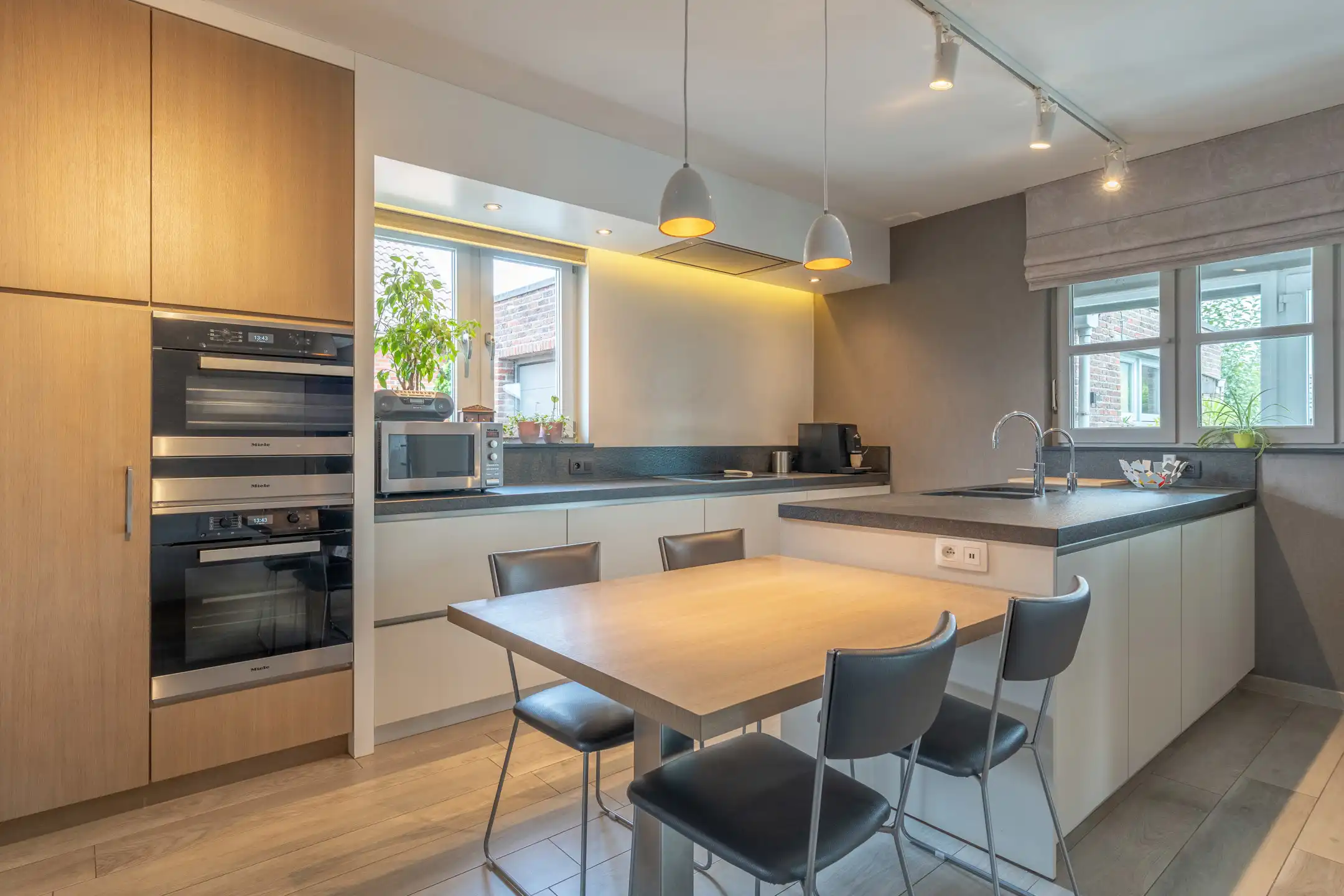 Zeer gunstig gelegen energiezuinige woning met 3 ruime slaapkamers op 564 m² foto 10