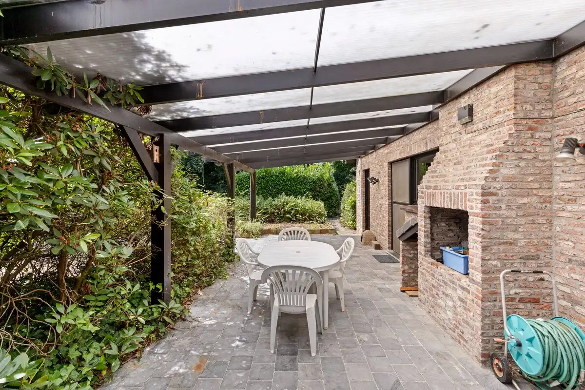 Rustig en residentieel gelegen woning met mogelijkheden op een mooi perceel van 1.317 m². foto 23