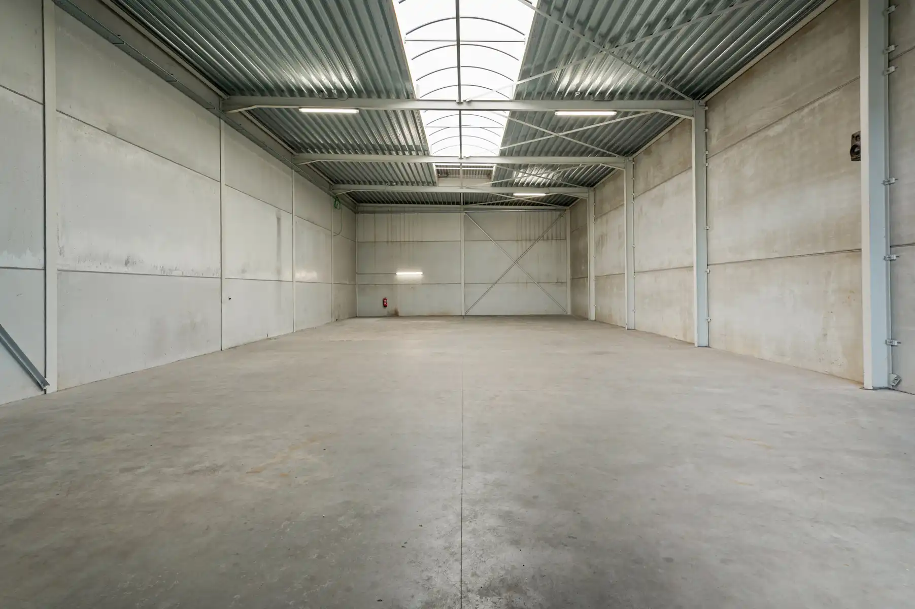 KMO Unit van 375m²+2pp foto 5
