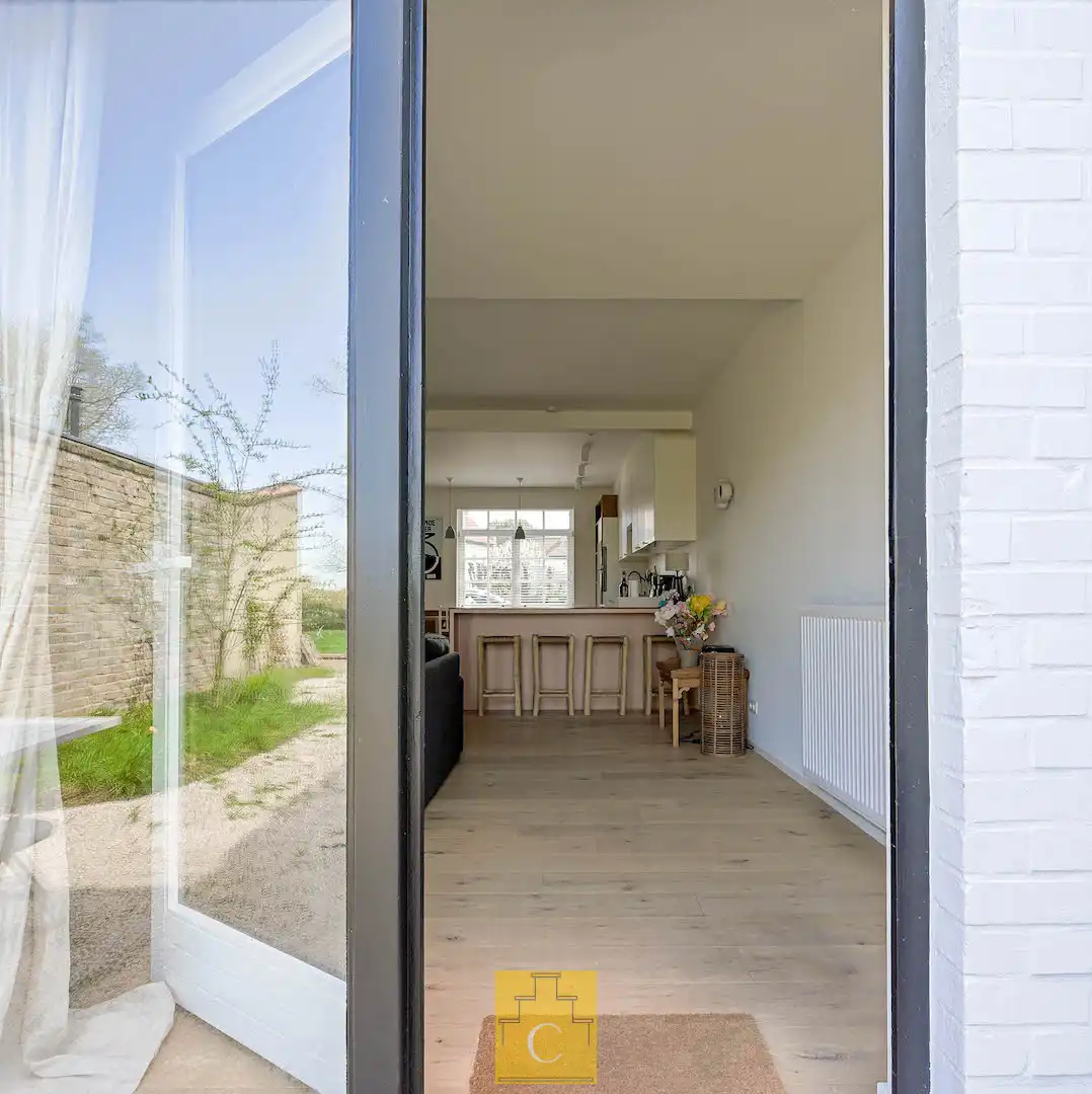 Charmant gerenoveerde dorpswoning te koop in het pittoreske Lissewege foto 12