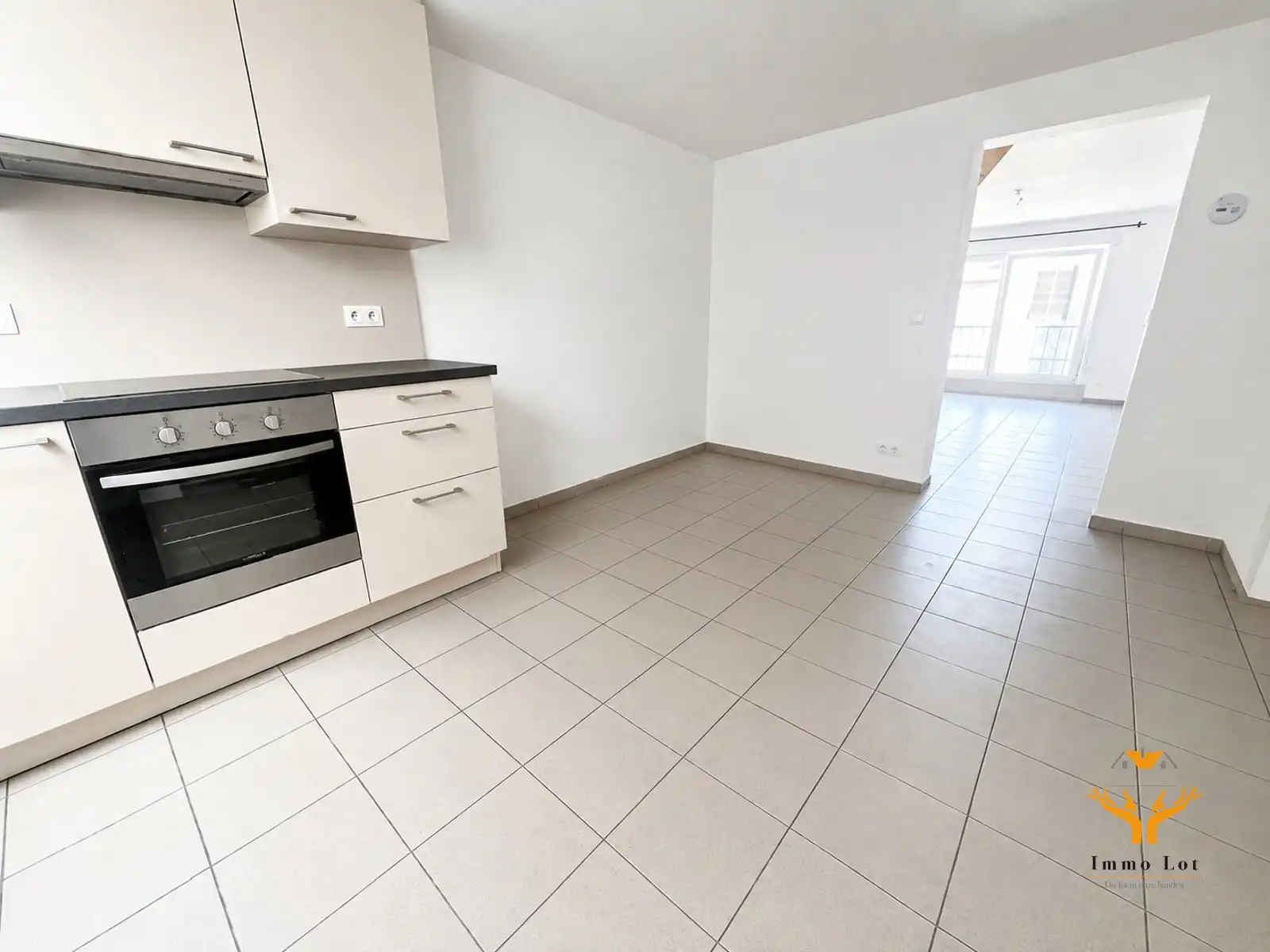 Knus tweeslaapkamerappartement te huur in Zele foto 5