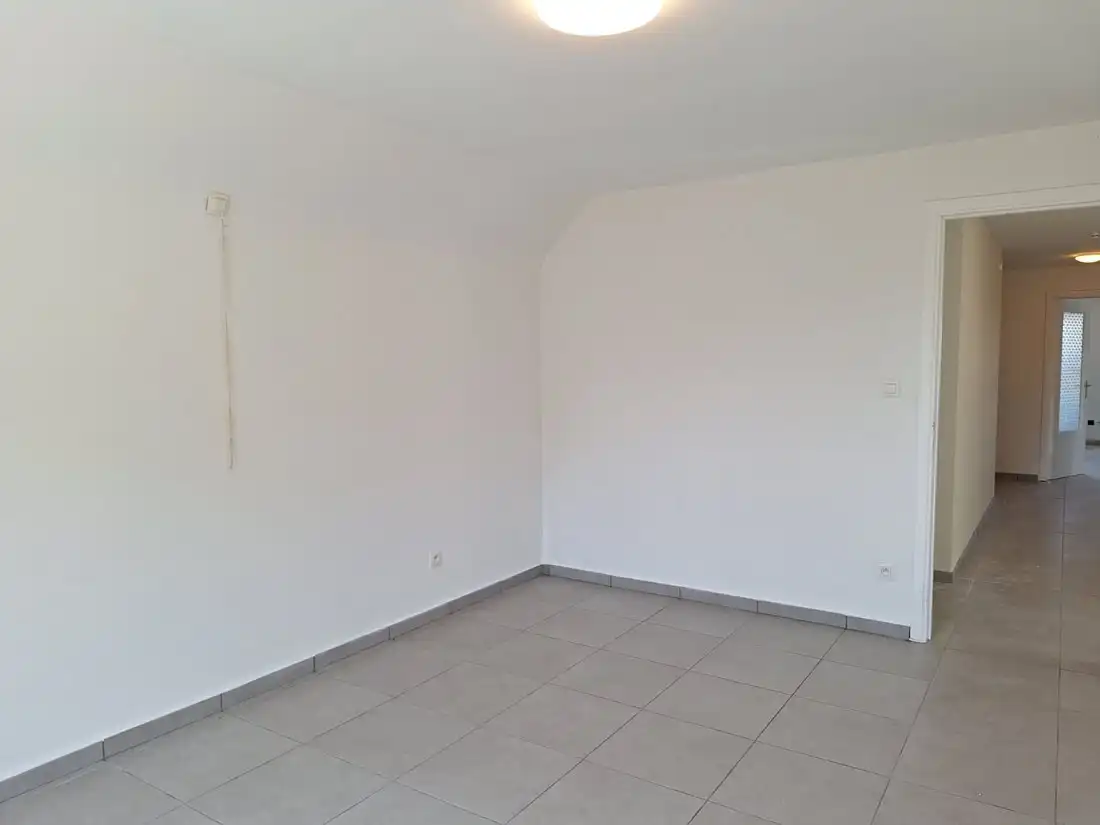 Leuk opgefrist appartement te As foto 12