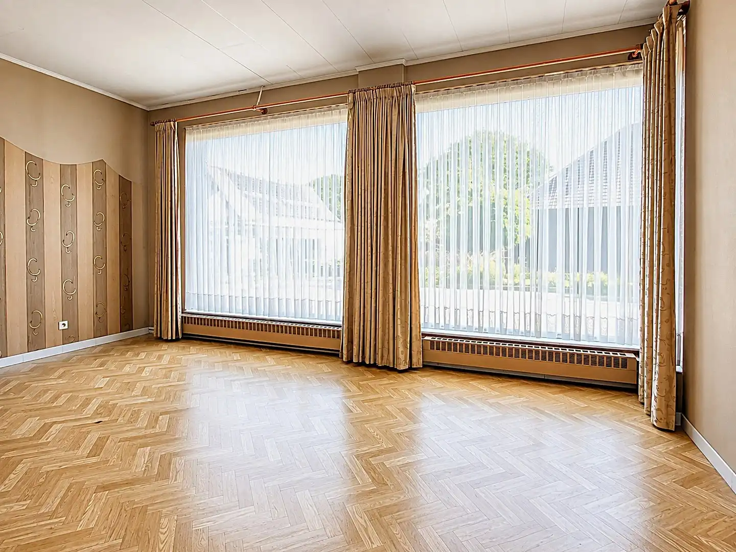 Karaktervolle eigendom met uitzonderlijk potentieel, paardenstal en 2 ruime garages op 2.550 m², met 248 m² bewoonbare oppervlakte. foto 22