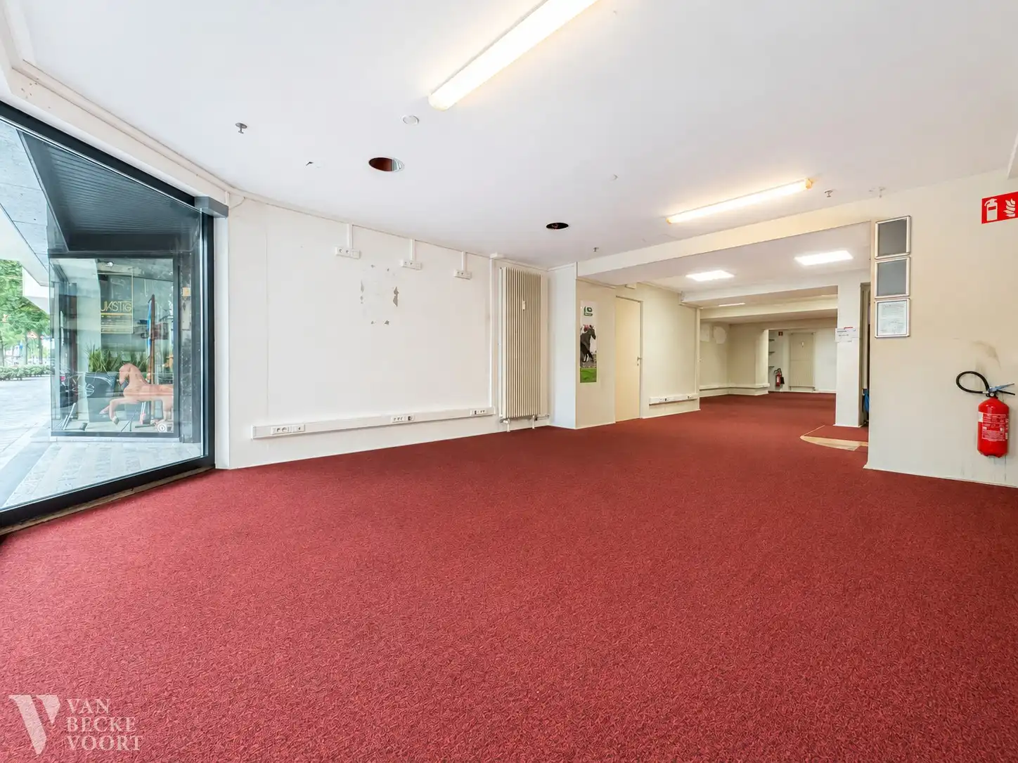 Handelsgelijkvloers 95m² foto 4