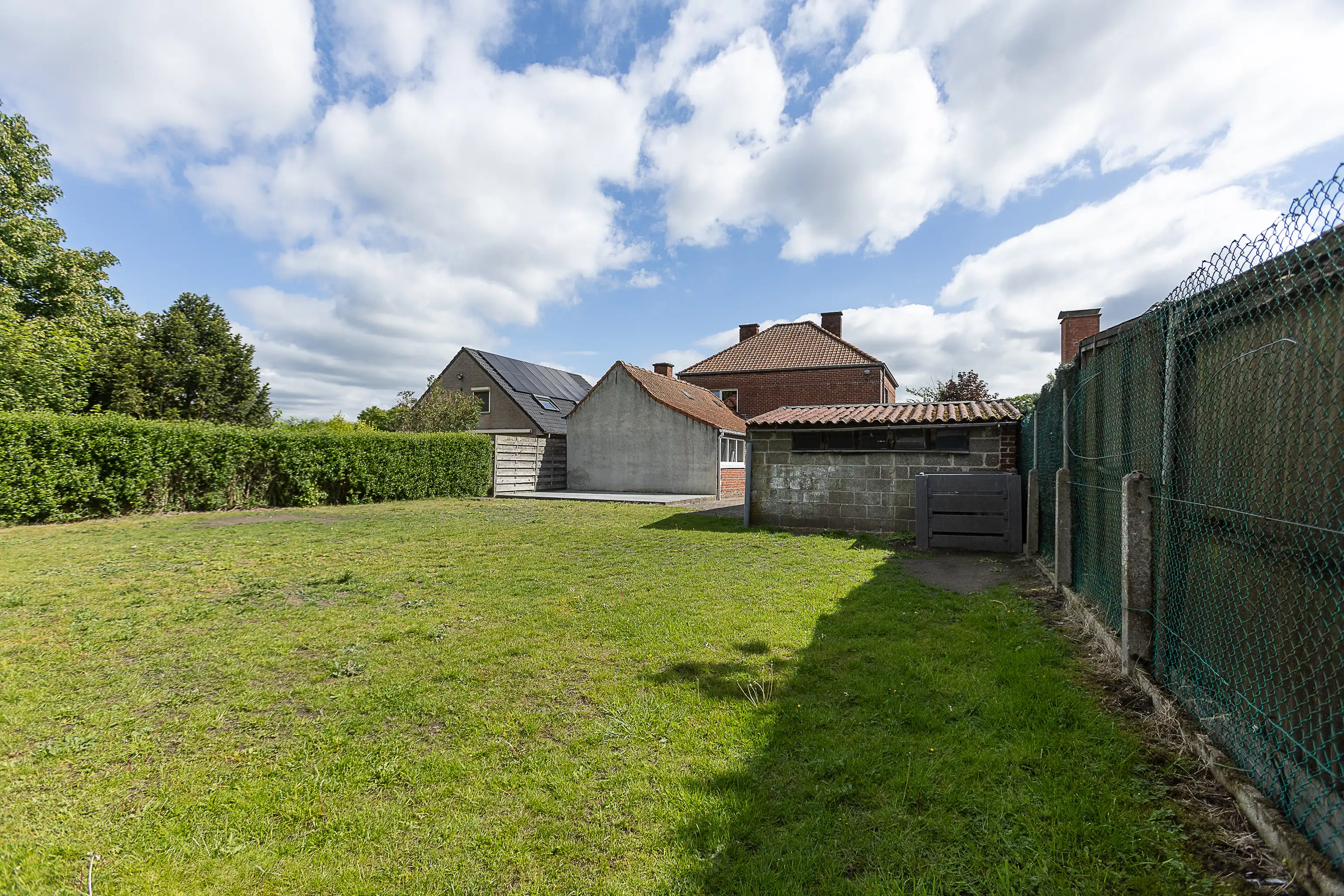 Charmant en verrassend ruim huis te koop in Aalter foto 25