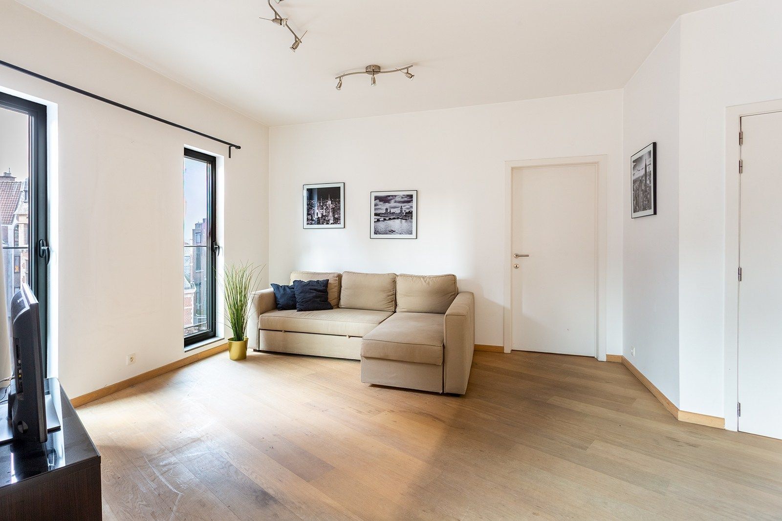 Gemeubeld luxe appartement op top locatie foto 13