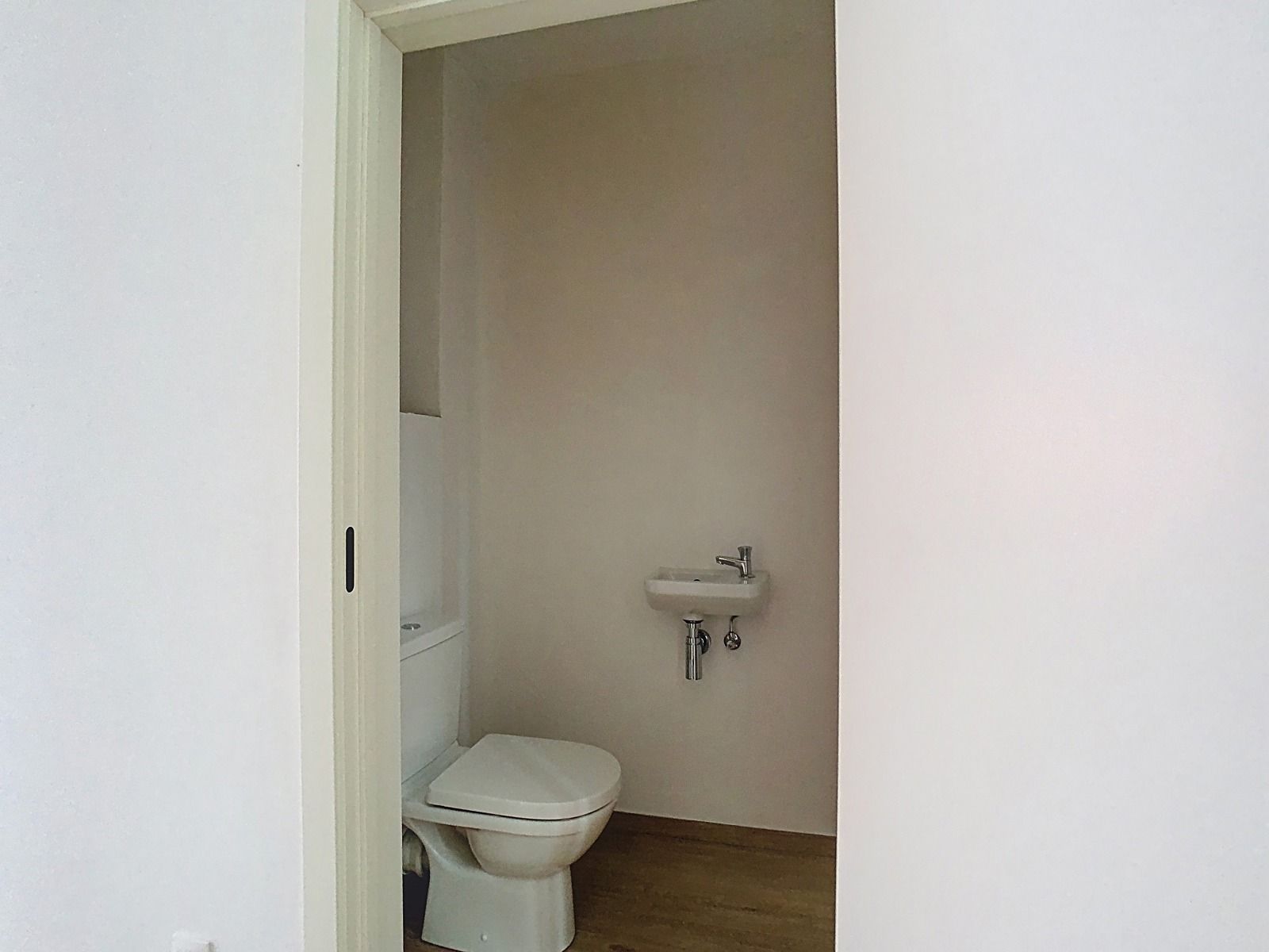 Moderne Nieuwbouwwoning met 4 SLPK, Tuin én Autostaanplaats! foto 7