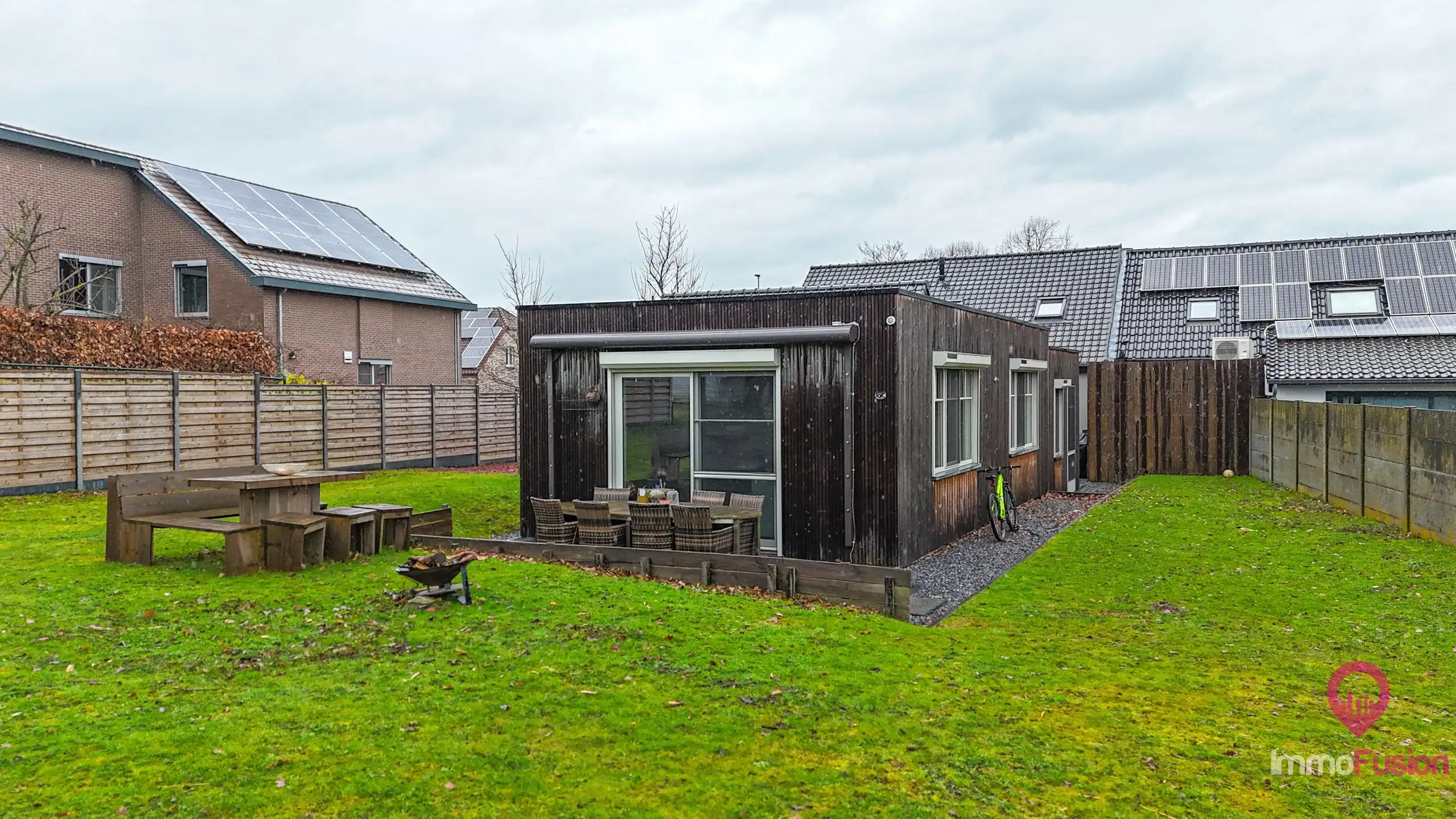 Gerenoveerde landelijk moderne woning op 28 are met 4 suites! foto 44