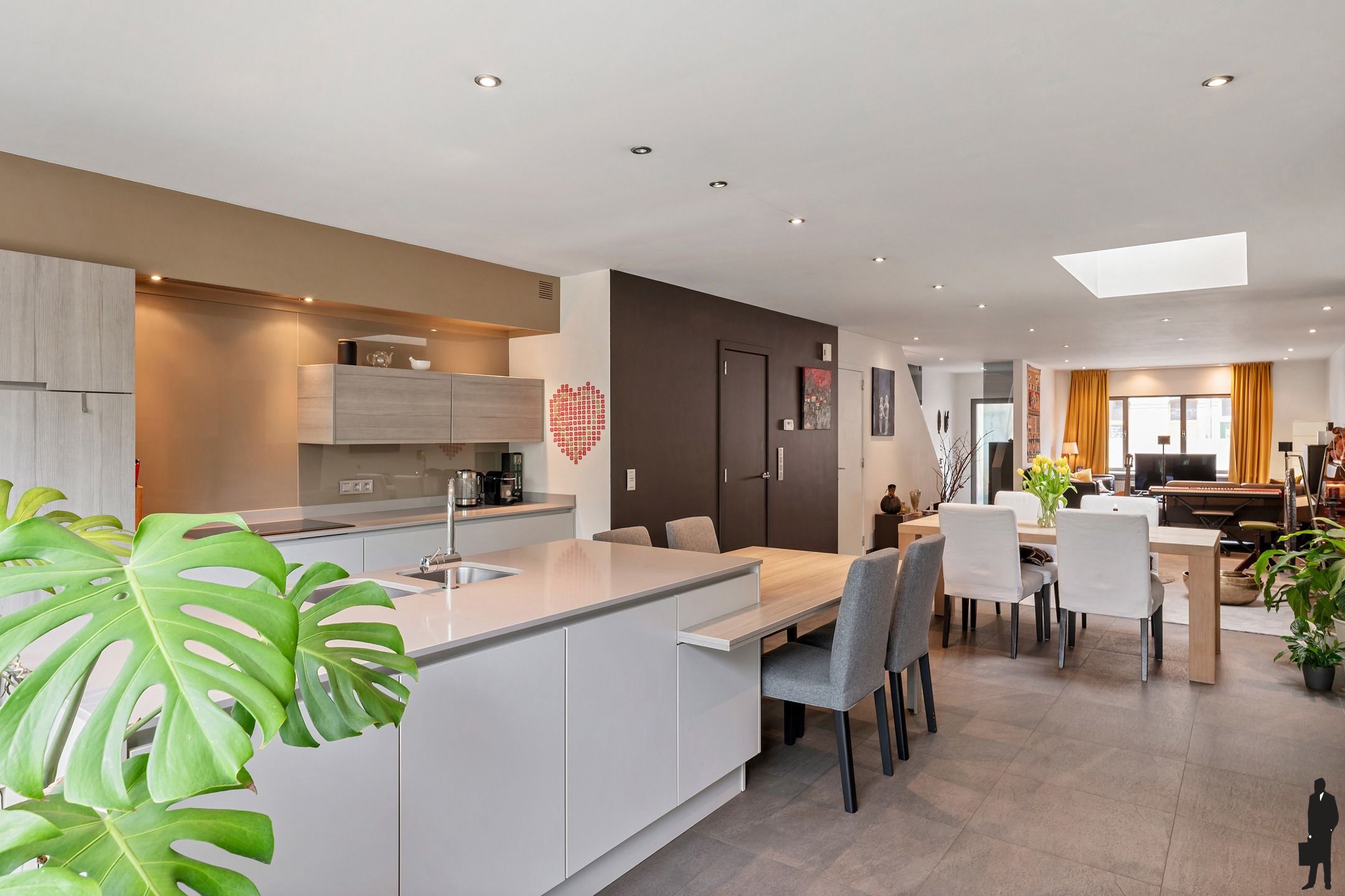 Prachtige woning met tuin op een toplocatie foto 7