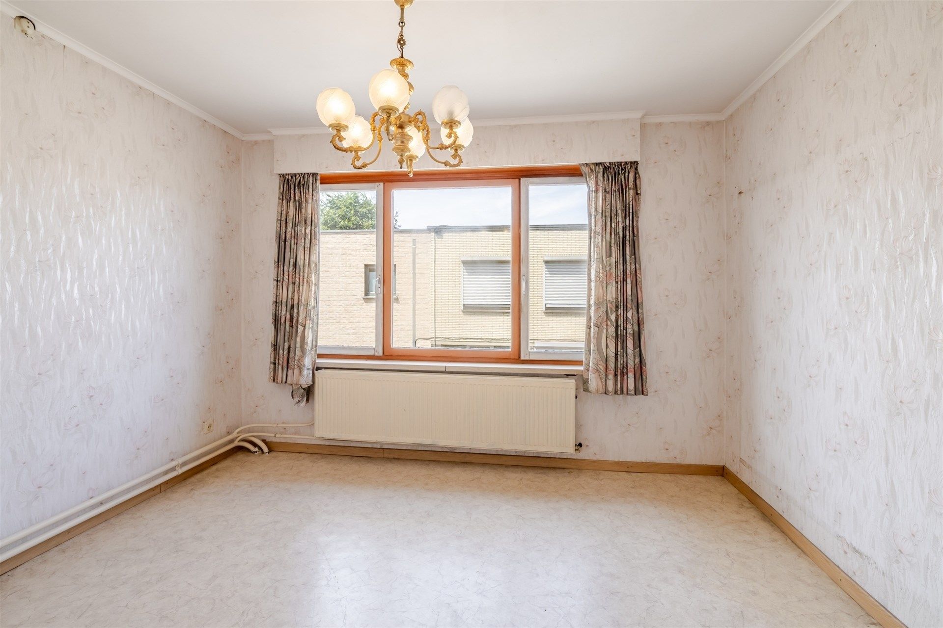 Halfopen renovatiewoning met  verdere mogelijkheden in centrum Wetteren foto 19