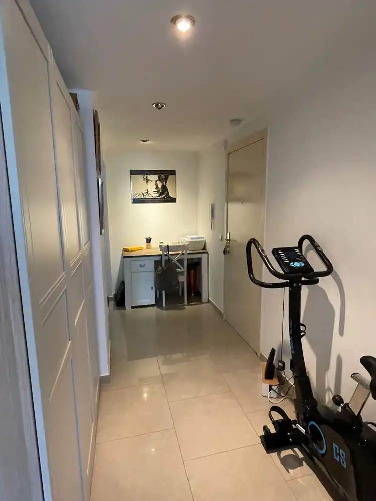Zonnig appartement met garage en kelder - ideale investering! foto 7