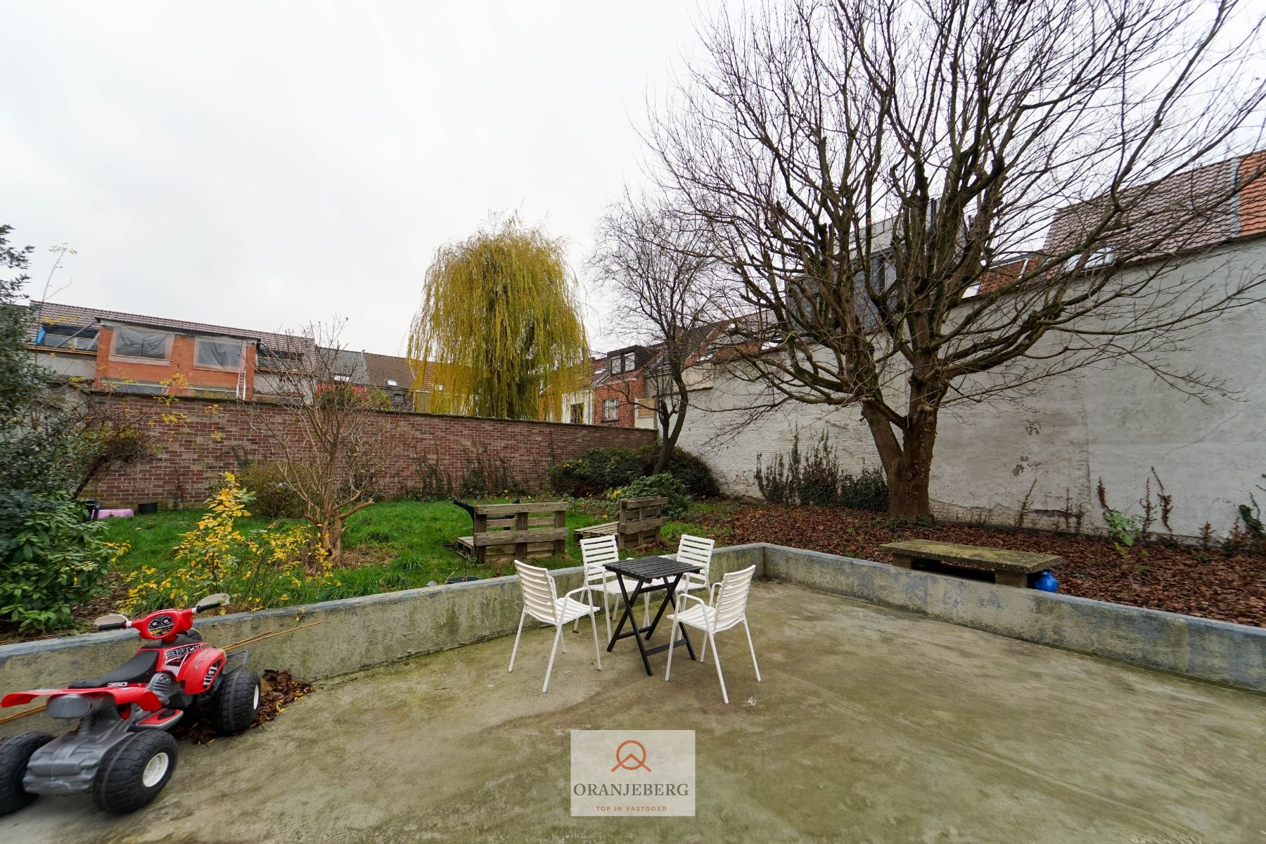 Instapklaar gelijkvloers appartement aan Keizerspark met gemeenschappelijke buitenruimte en fietsenstalling foto 2