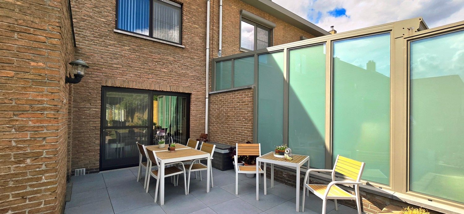 TE KOOP : goed onderhouden 3-gevelwoning, gelegen in een residentiële wijk, vlakbij het centrum van Sterrebeek. foto 7