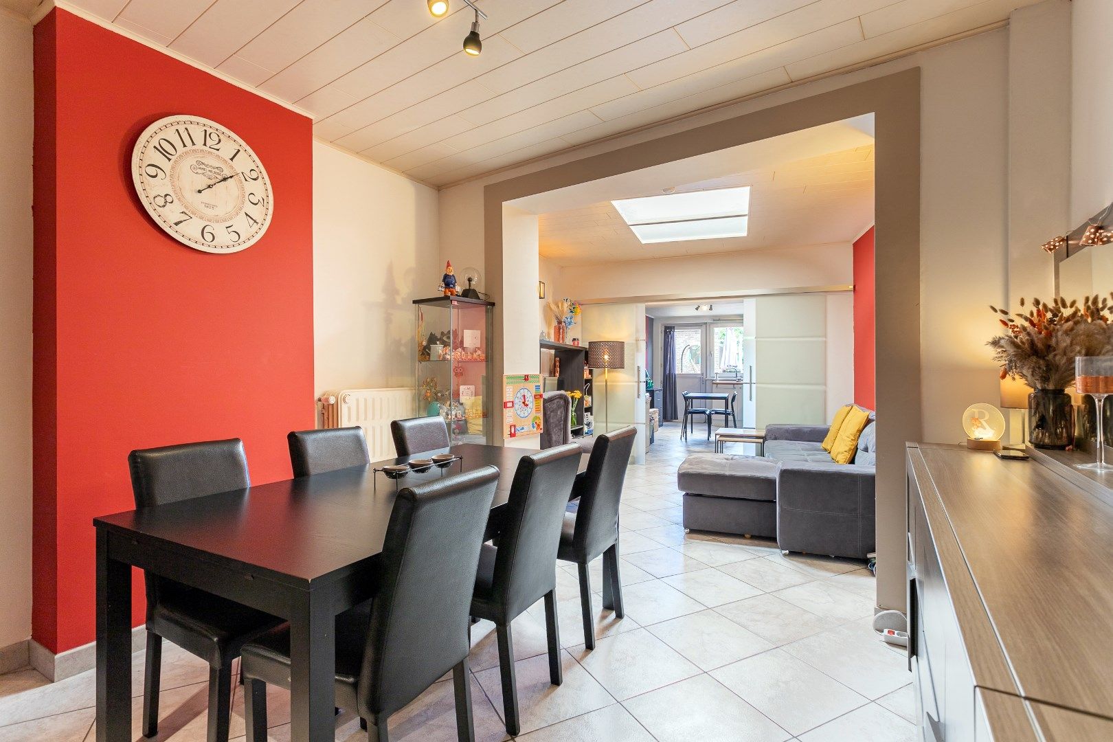 Instapklare woning met 3 slaapkamers, bureau en tuin in Halle foto 3