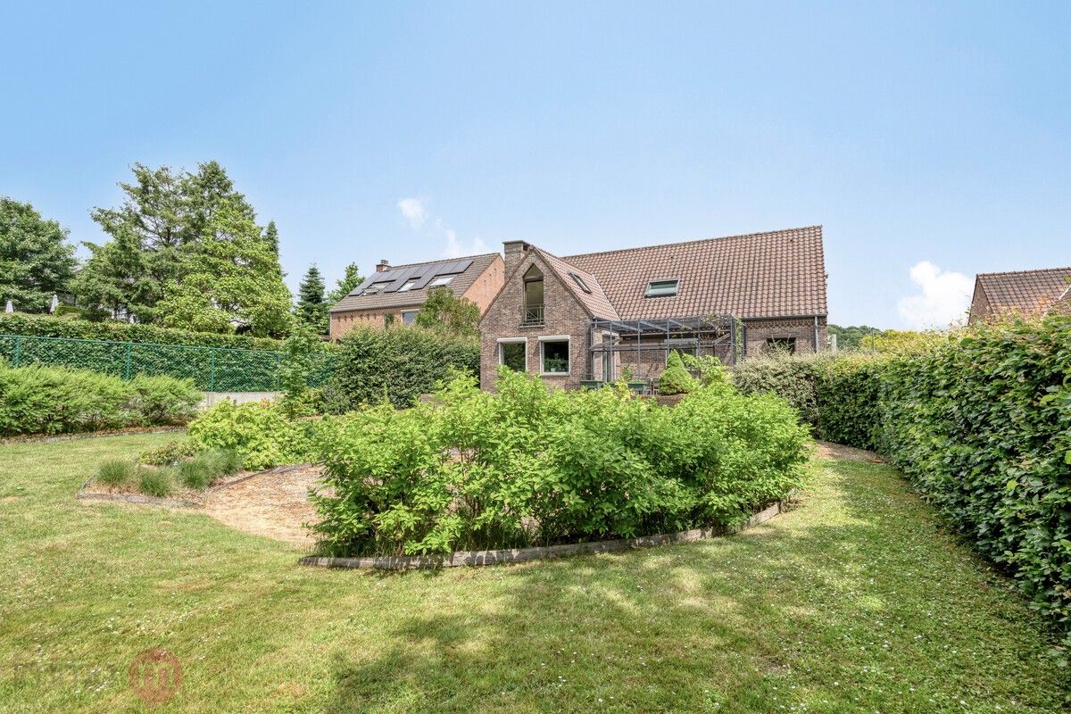 Prachtige villa (open bebouwing) met adembenemend uitzicht in rustige omgeving met 5 slaapkamers. foto 36