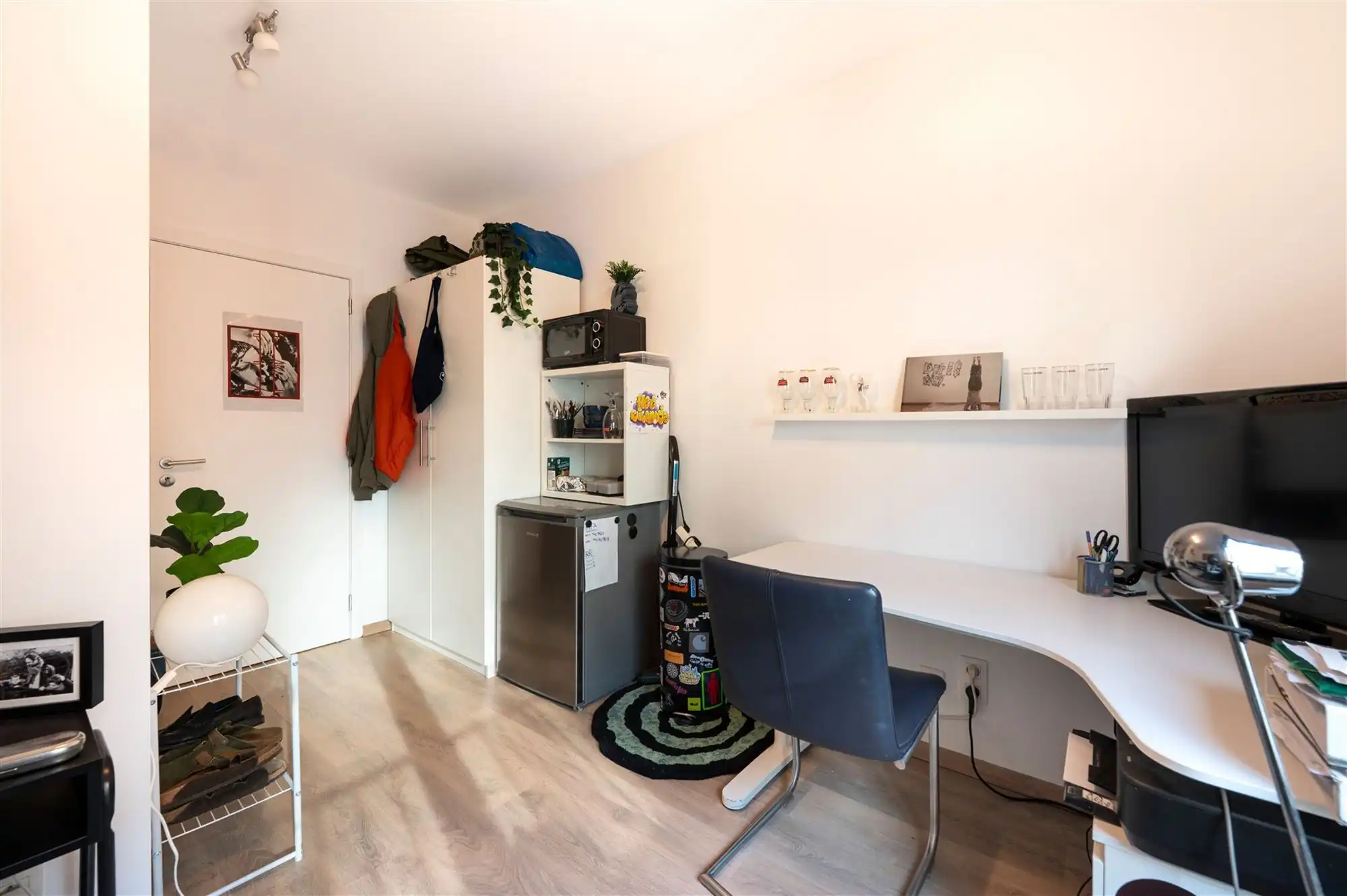 Gerenoveerde studentenkamer op het Eilandje foto 4