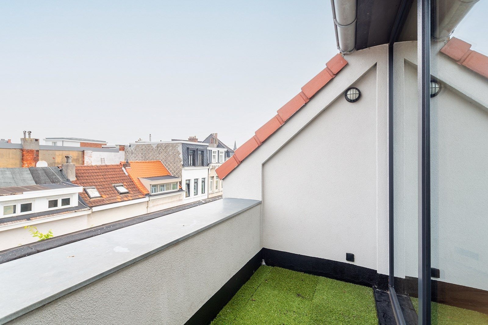 Instapklaar dakappartement op een zuchtje van Park Spoor Noord foto 5