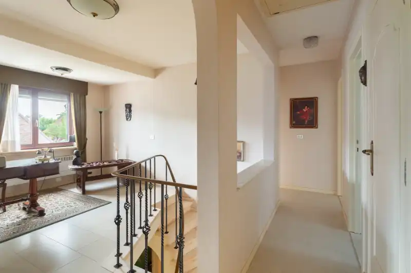 Stijlvolle villa op toplocatie, een zee van ruimte, privacy! foto 24