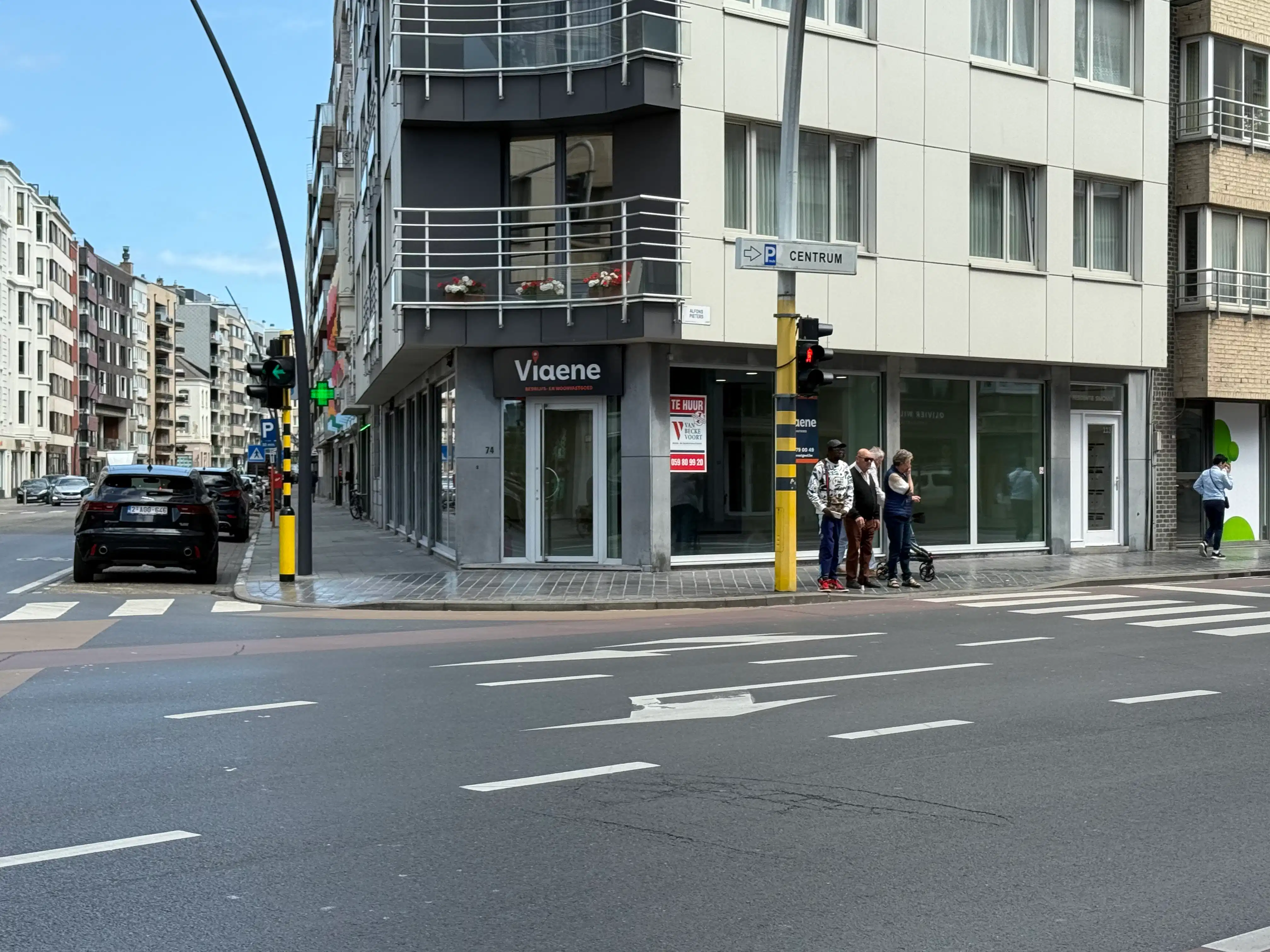 Handelsgelijkvloers op hoekligging 174m² foto 10