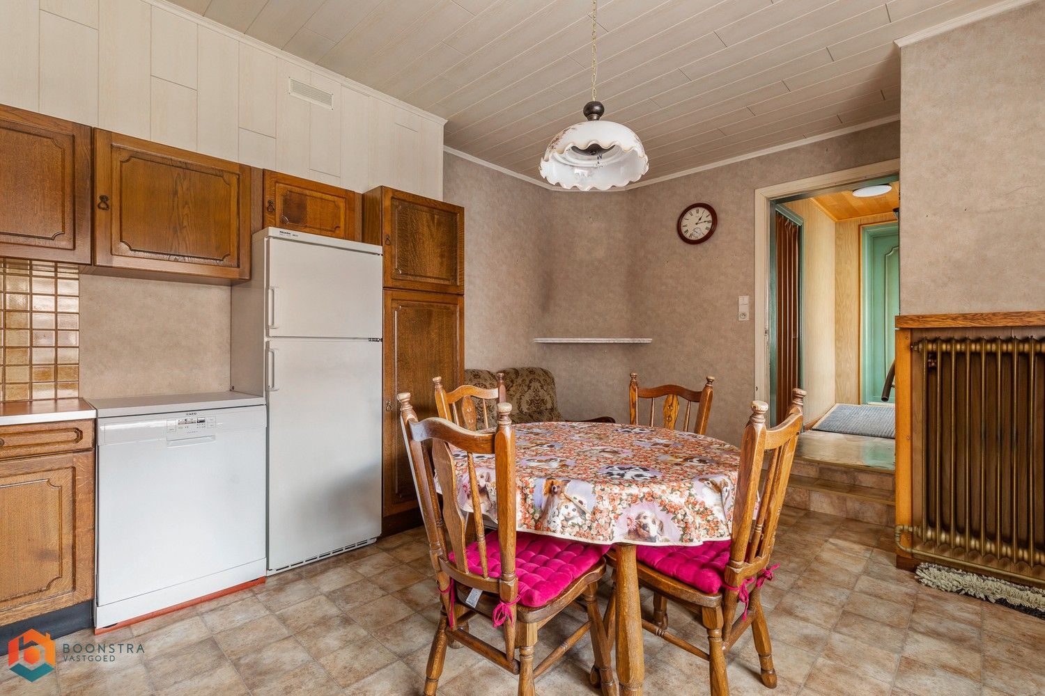 Op te frissen woning met 2 slpkrs op een perceel van 570 m2 foto 8
