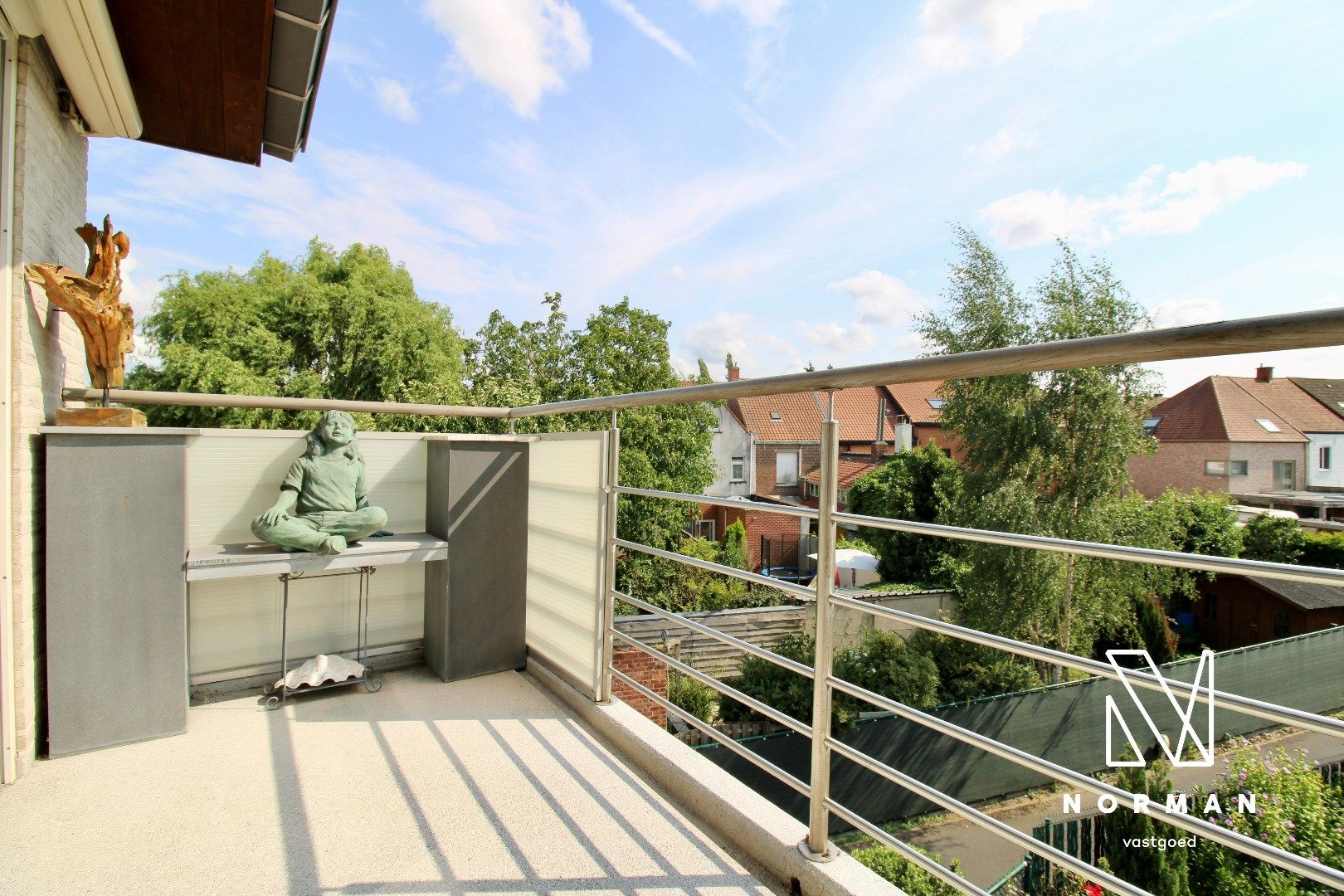 Prachtig appartement met 2 terrassen en garage in Heule! foto 14